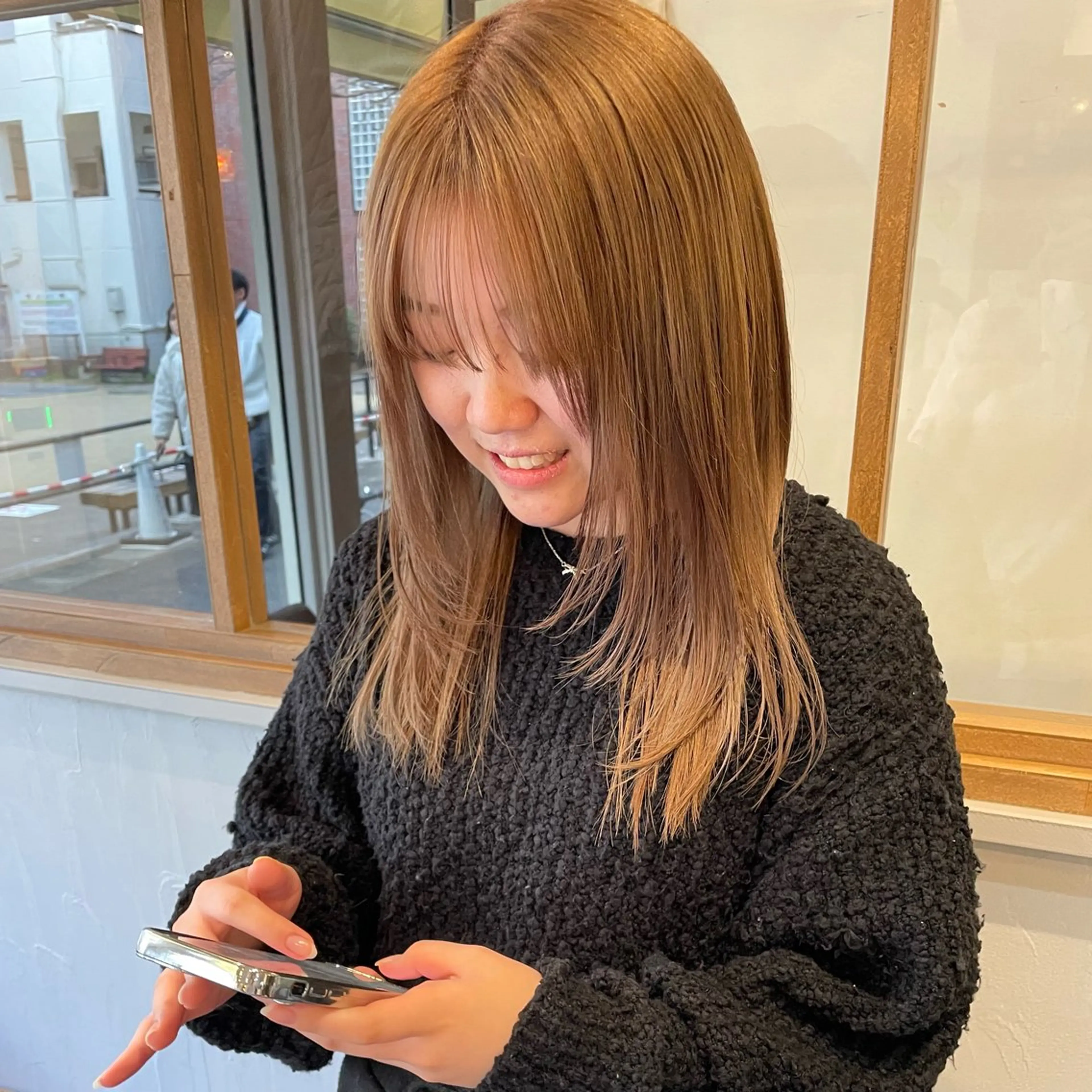 ミディアム カラー 平地 晃人のヘアスタイル