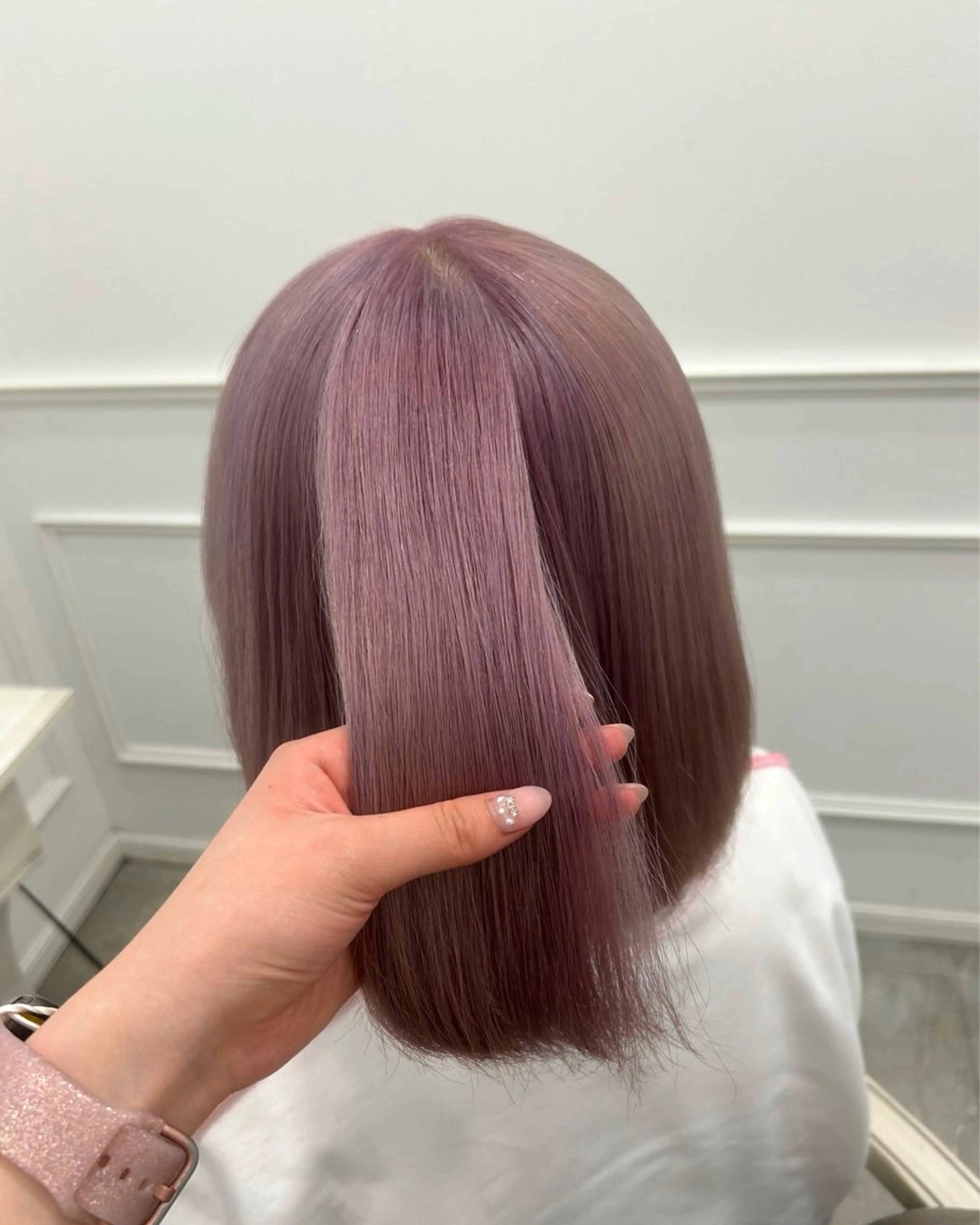 ミディアム カット ヘアカラー トリートメント 新田 妃那のヘアスタイル