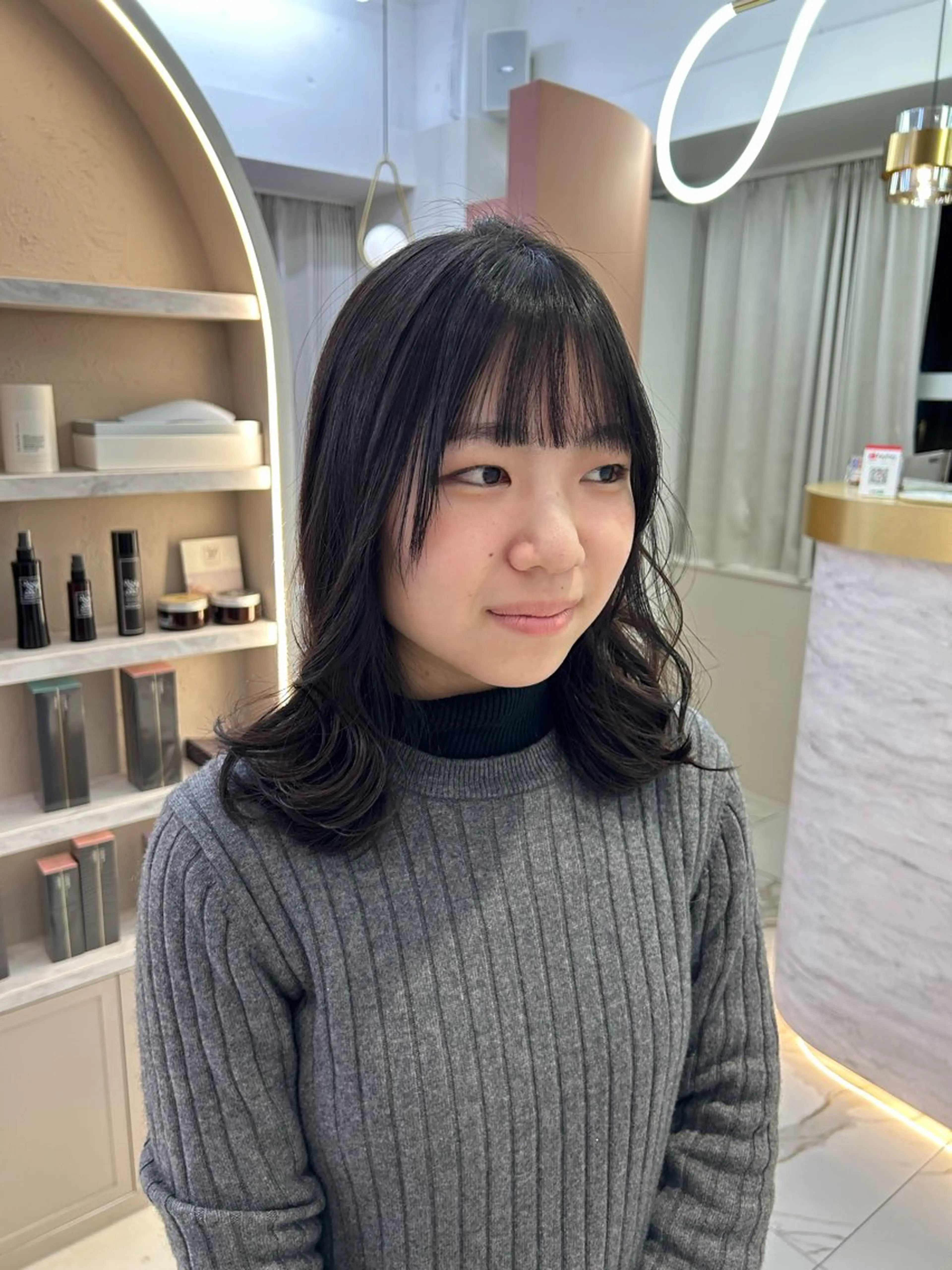 ミディアム カット トリートメント 佐合 梨花 / ｅａｕ〈オー〉のヘアスタイル