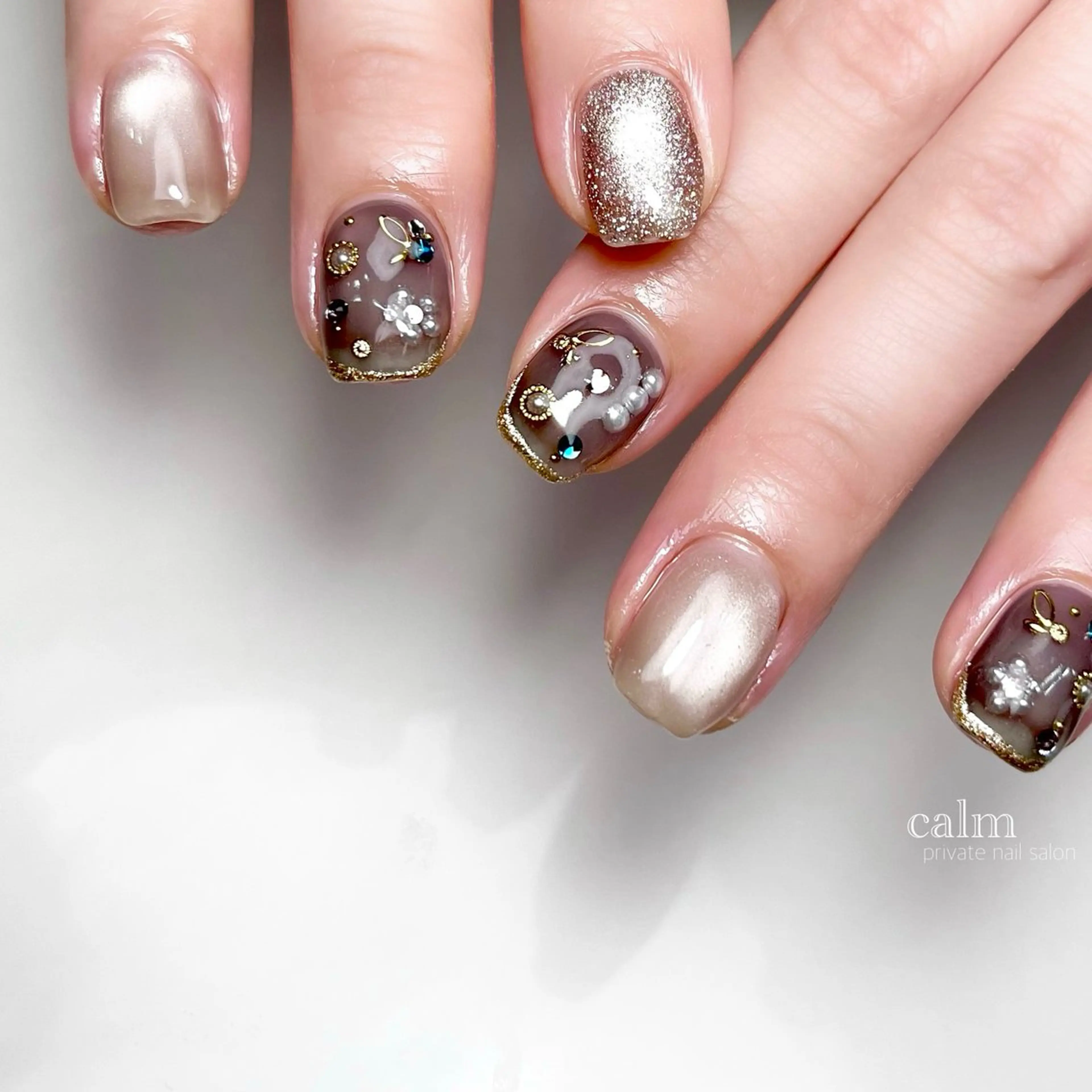 ネイル ハンドネイル calm 〔ｶｰﾑ〕のネイルデザイン