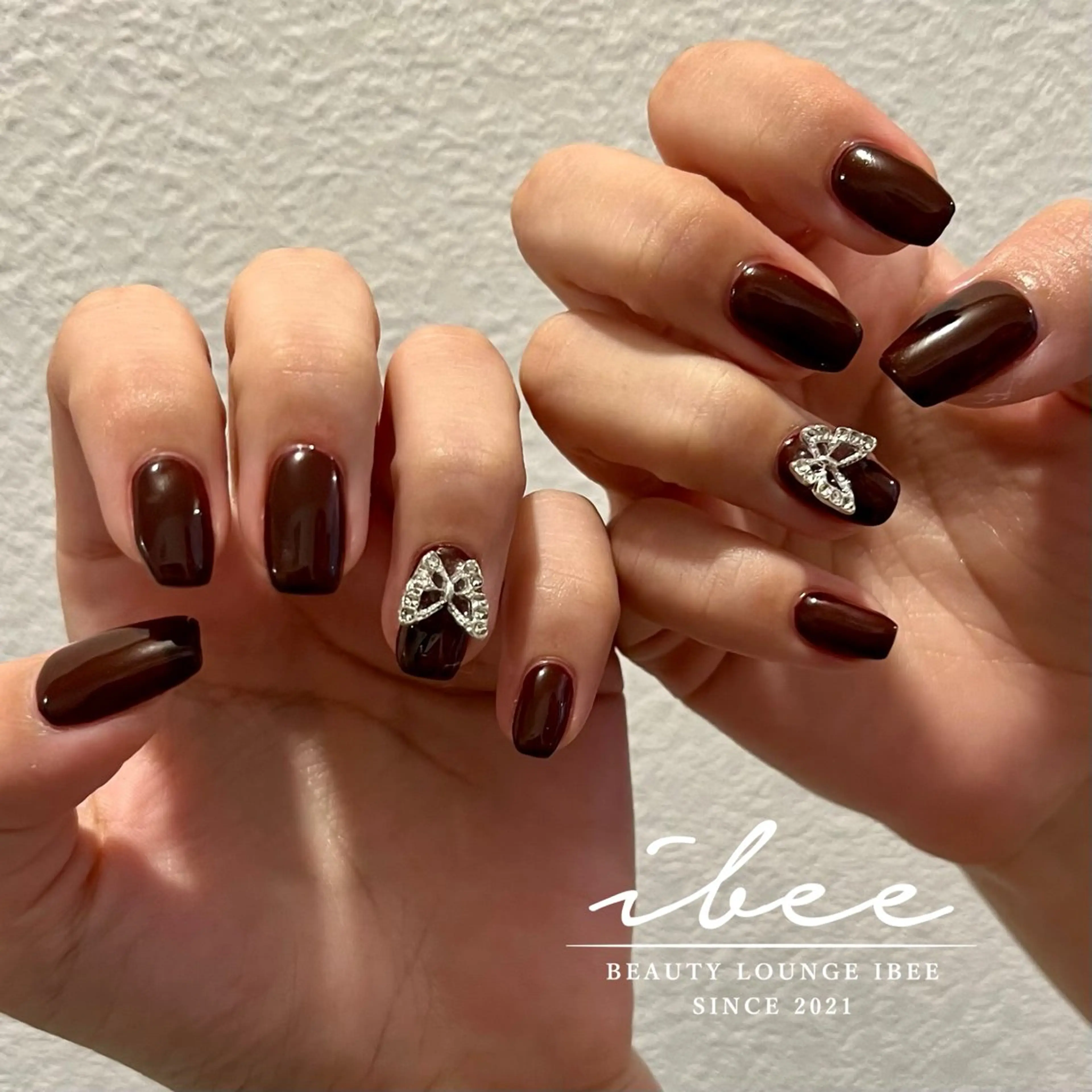 ネイル ハンドネイル ibee nail 🤍yumiのネイルデザイン