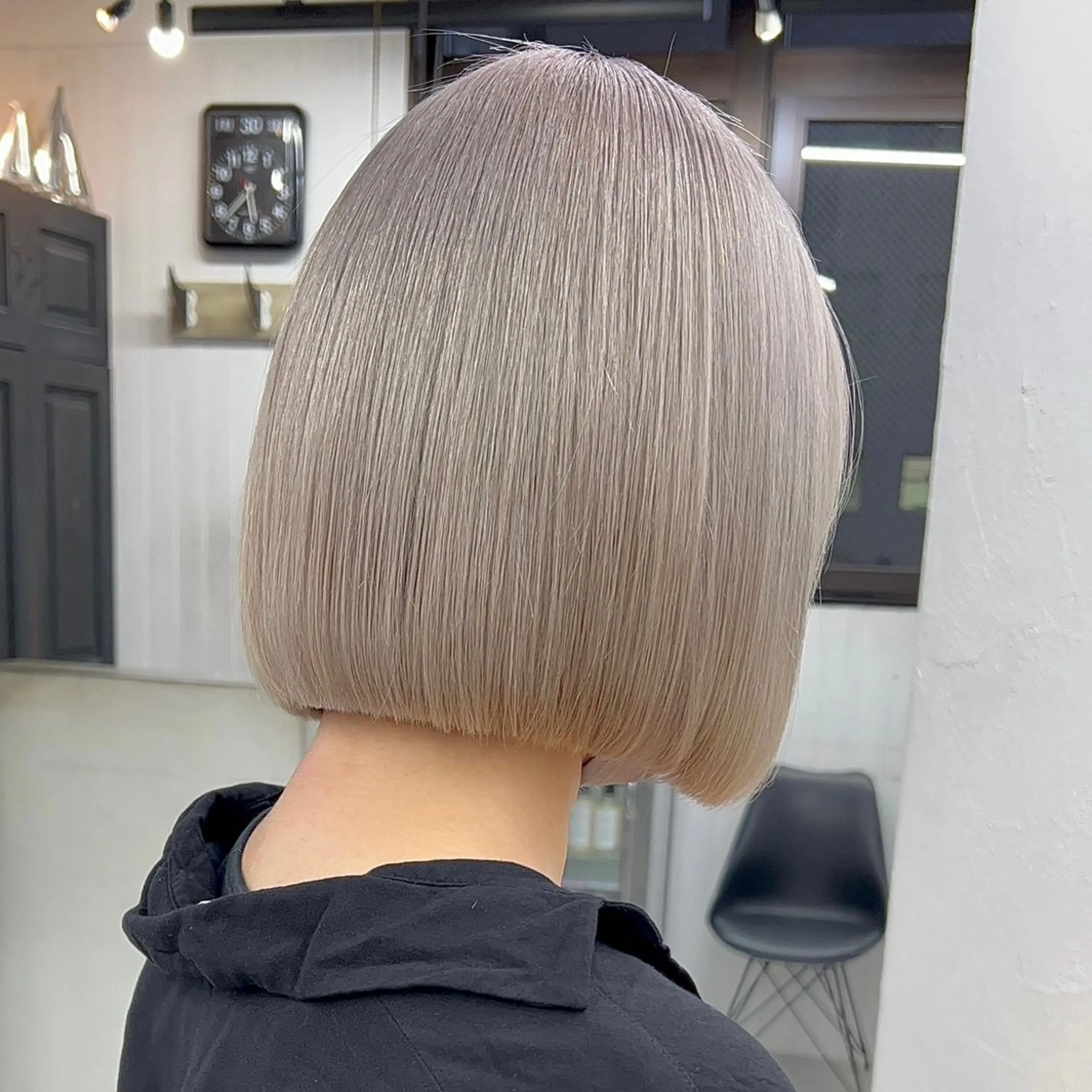 カラー ヘアアレンジ ハイトーンカラー ボブ 🫧透明感カラー/ ナルハ🫧のヘアスタイル