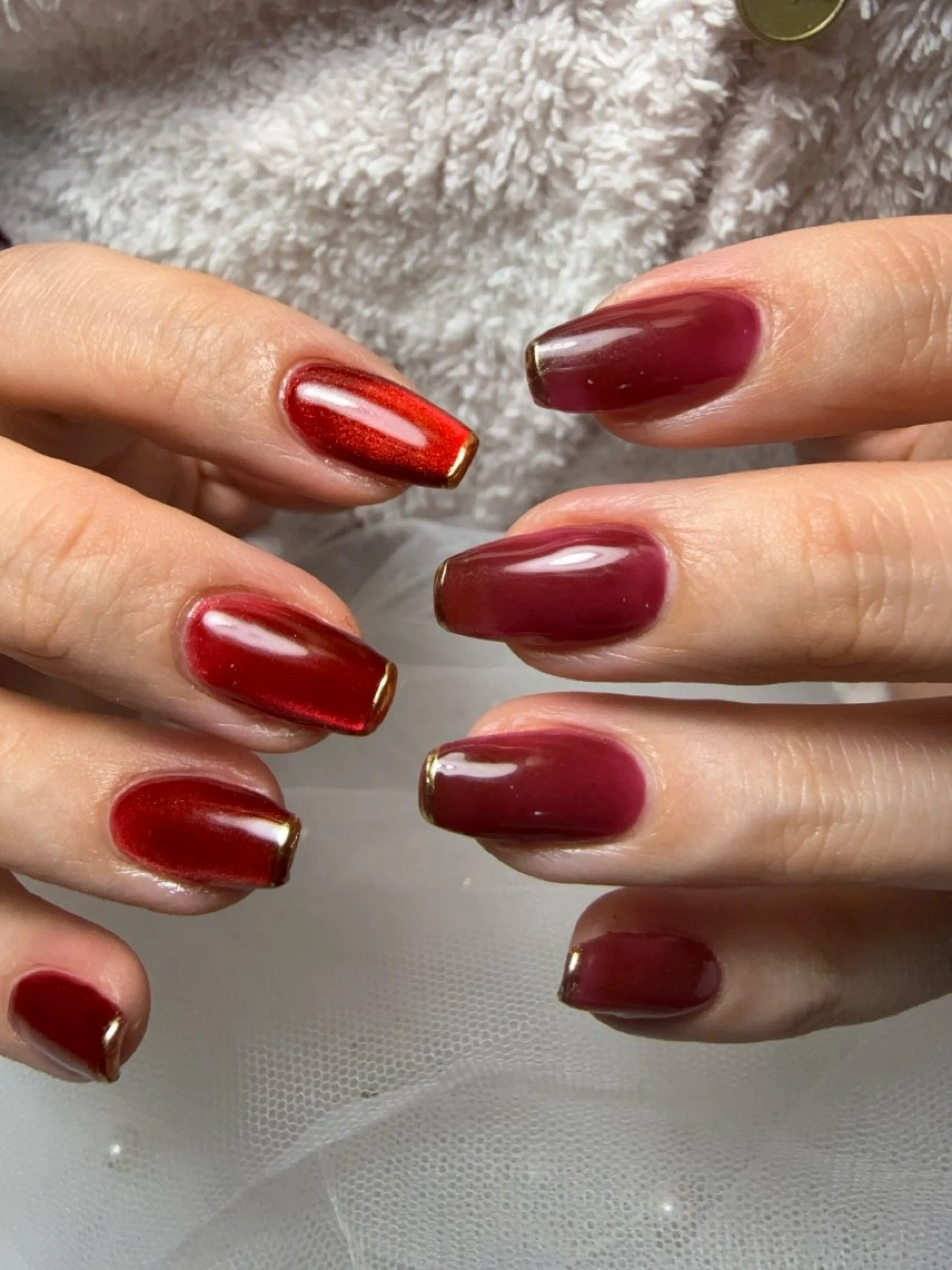 ネイル マグネットネイル ワンカラーネイル 赤色 ハンドネイル M. nailのネイルデザイン