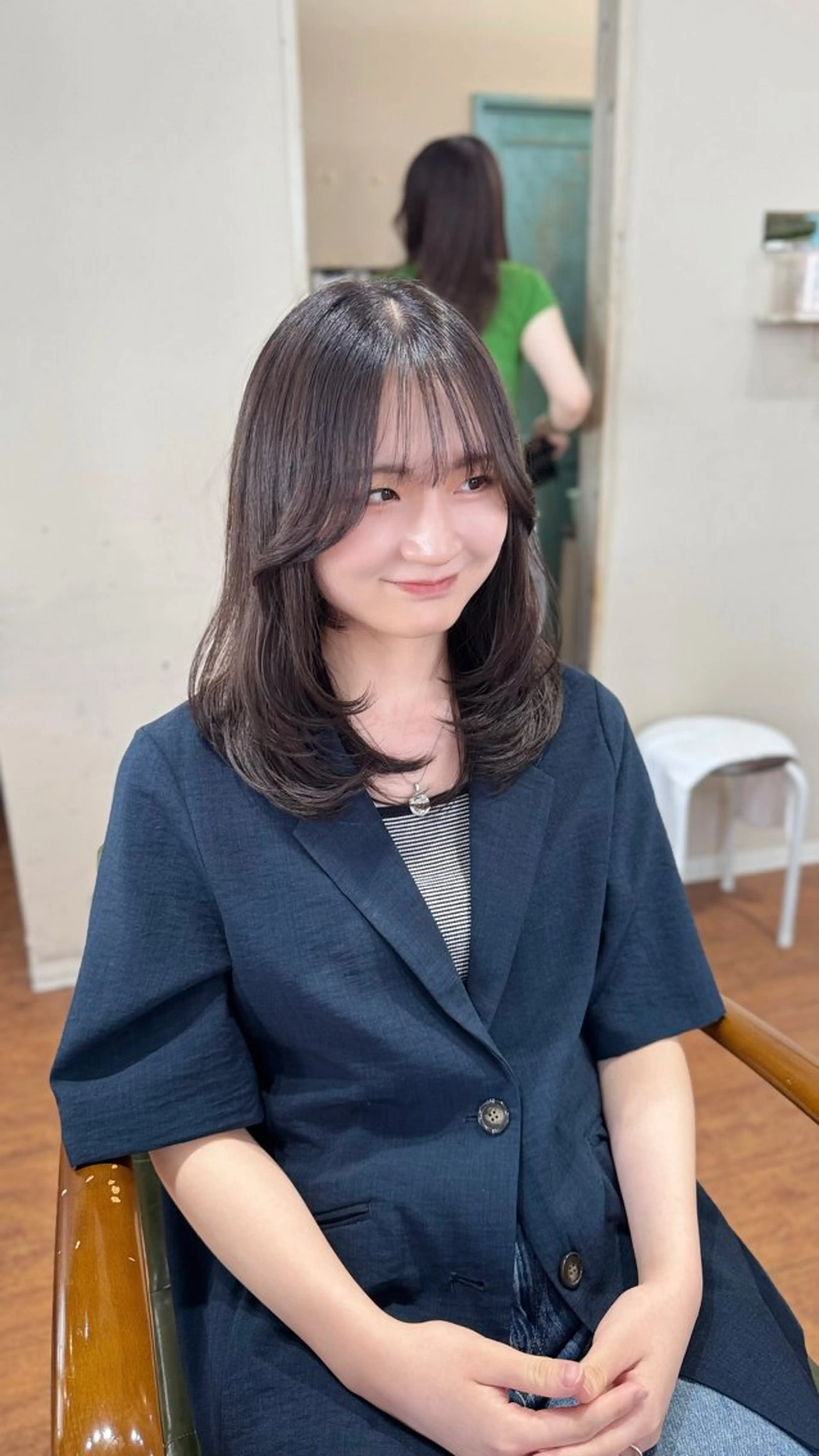 ミディアム レイヤーカット カット ヘアカラー トリートメント 韓国ヘア特化型美容師 MITSUI🇰🇷のヘアスタイル