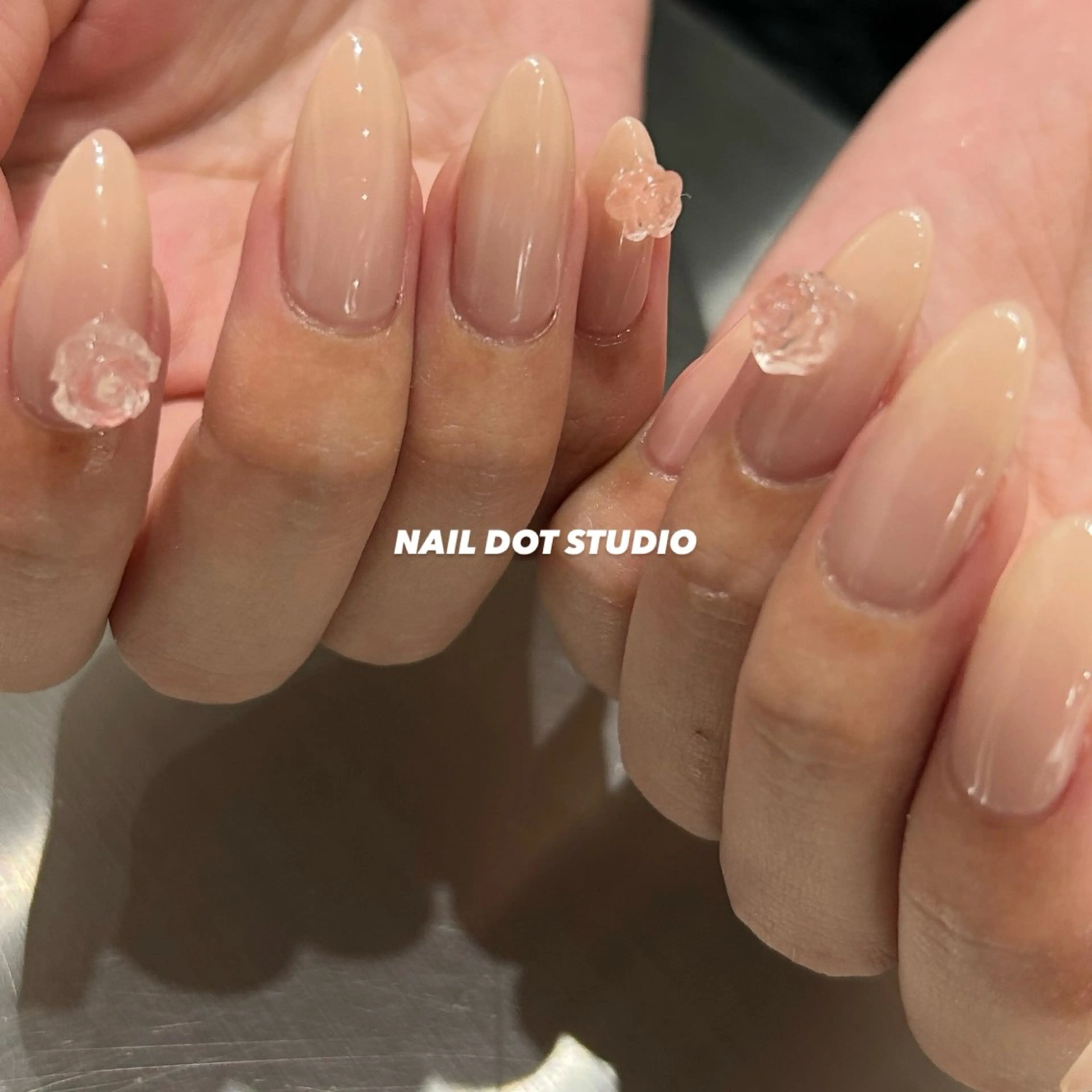 ネイル ハンドネイル NAIL DOT STUDIO　aiのネイルデザイン