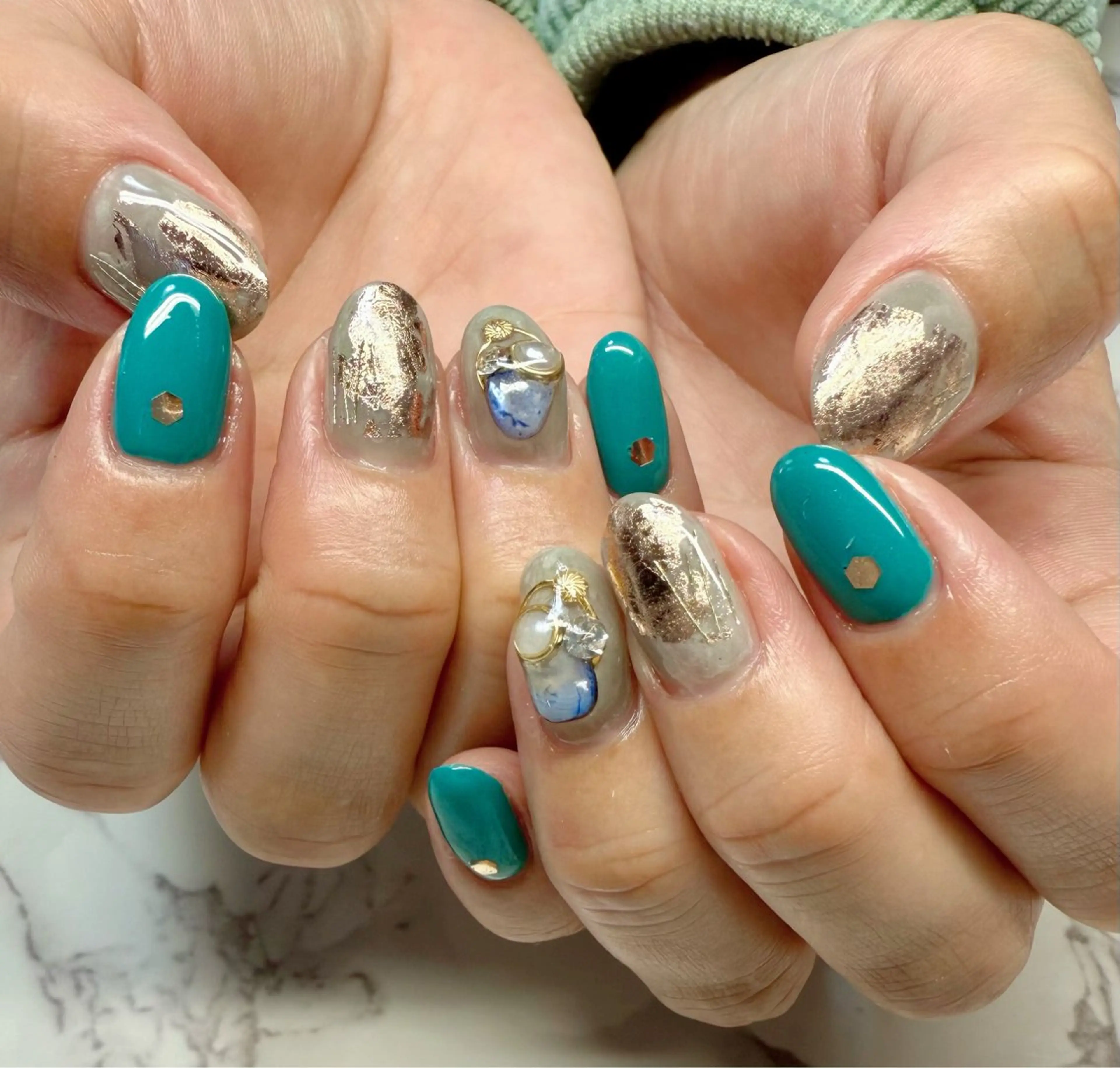 ネイル アートネイル チークネイル フレンチネイル キラキラネイル マグネットネイル M.N_ nailのネイルデザイン