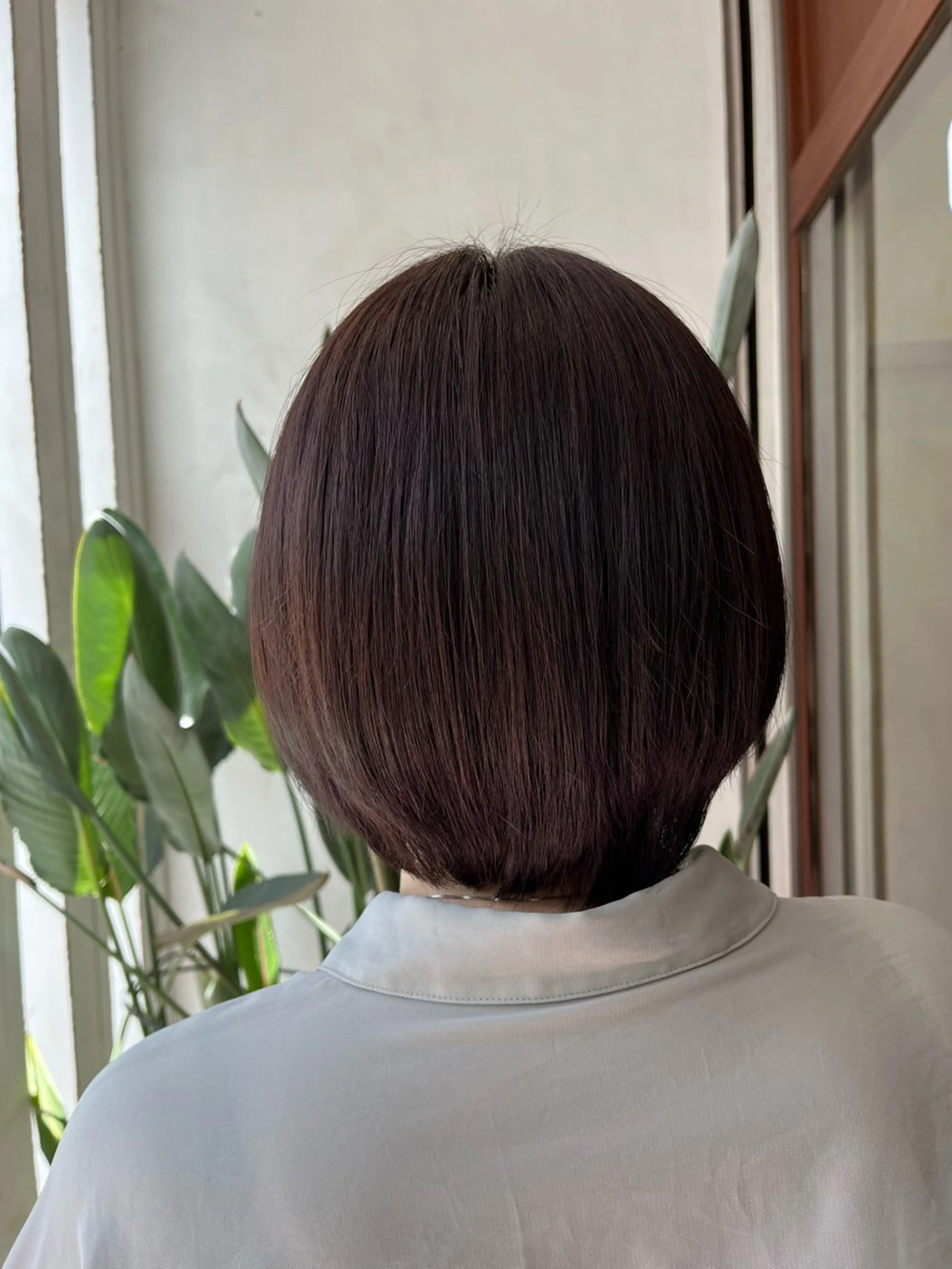 ショート インナーカラー🩵 角田紗雪のヘアスタイル