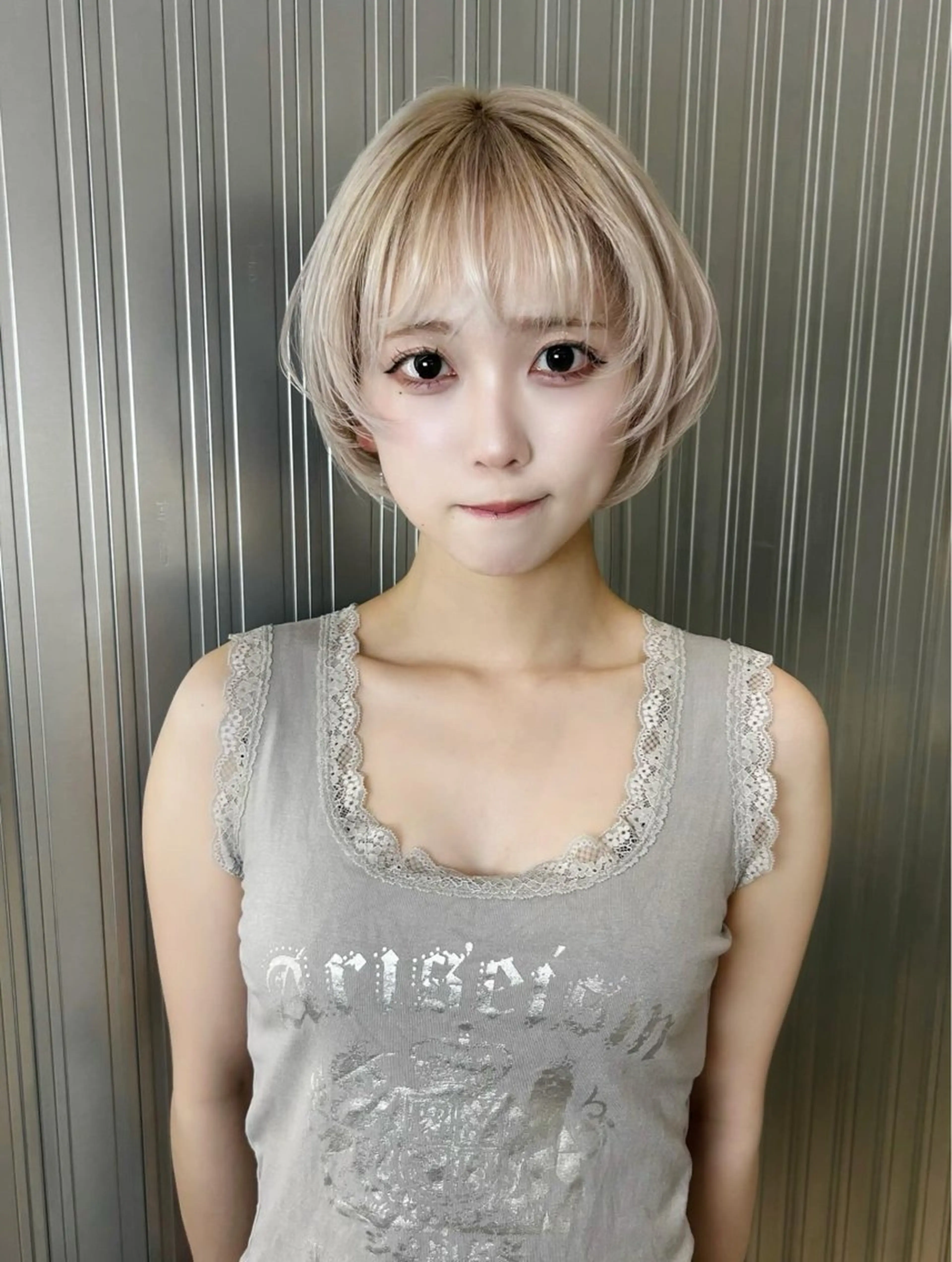 ショート ヘアカラー トリートメント ヘアセット ショート/ボブ/似 合わせ/顔周りカットのヘアスタイル