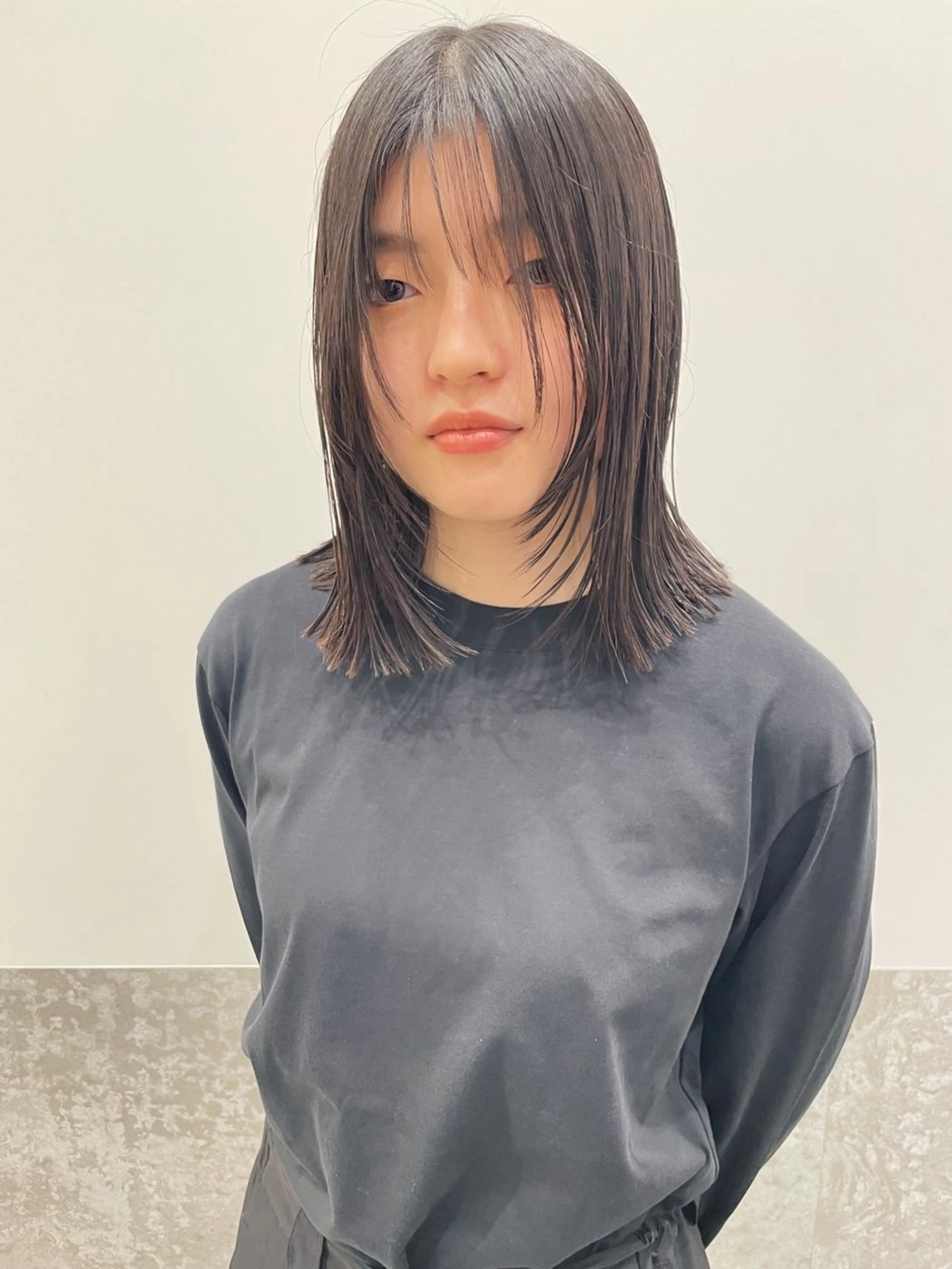 ミディアム カラー カット ヘアカラー トリートメント センスをお届けします 大谷将生INFPのヘアスタイル