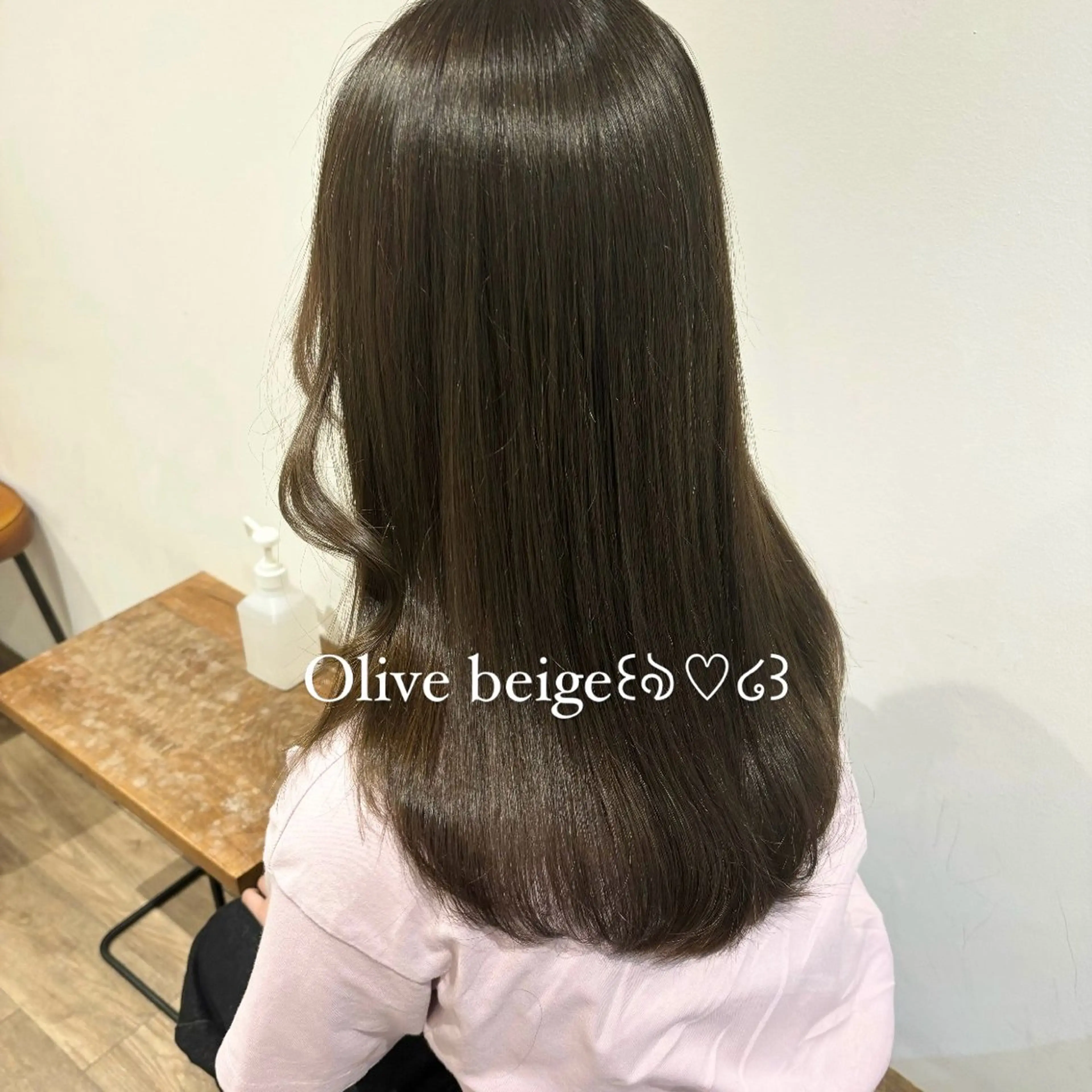 ロング カラー ベージュカラー 透明感カラー グレージュ オリーブベージュ オリーブカラー miku୨୧˖* 透明感モテカラーのヘアスタイル