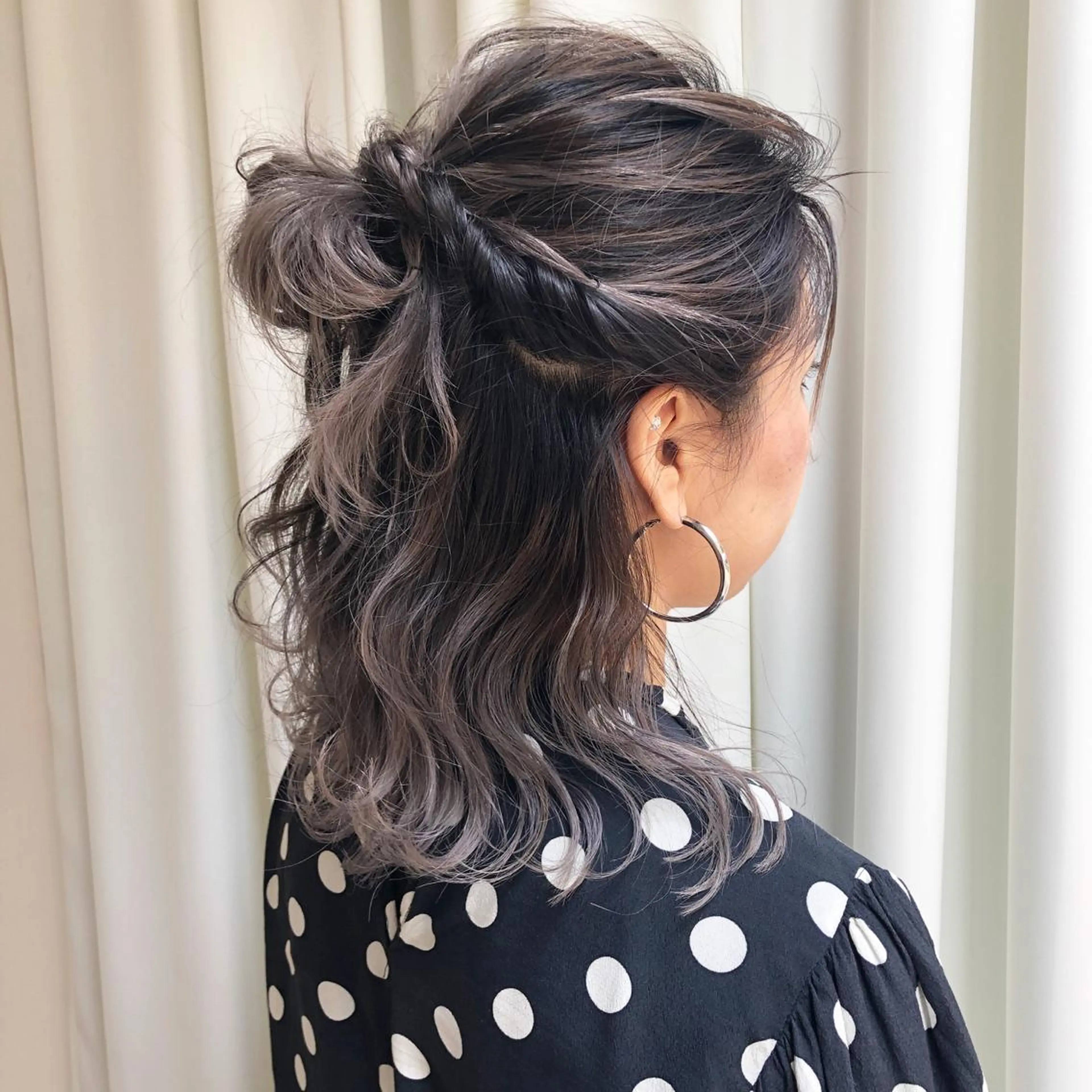 セミロング a .のヘアスタイル