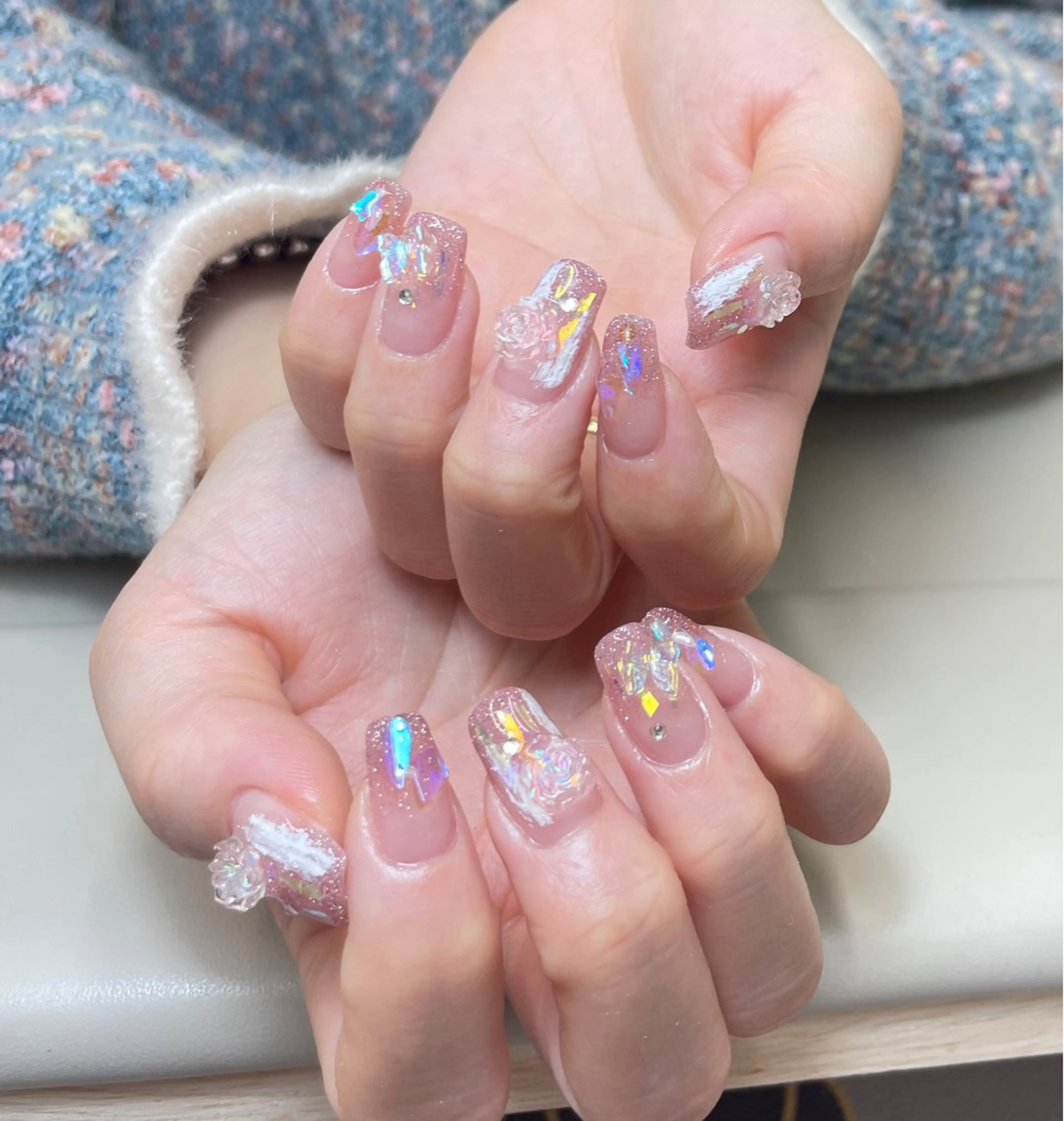 ネイル ハンドネイル AngelChris ビューティーサロンのネイルデザイン