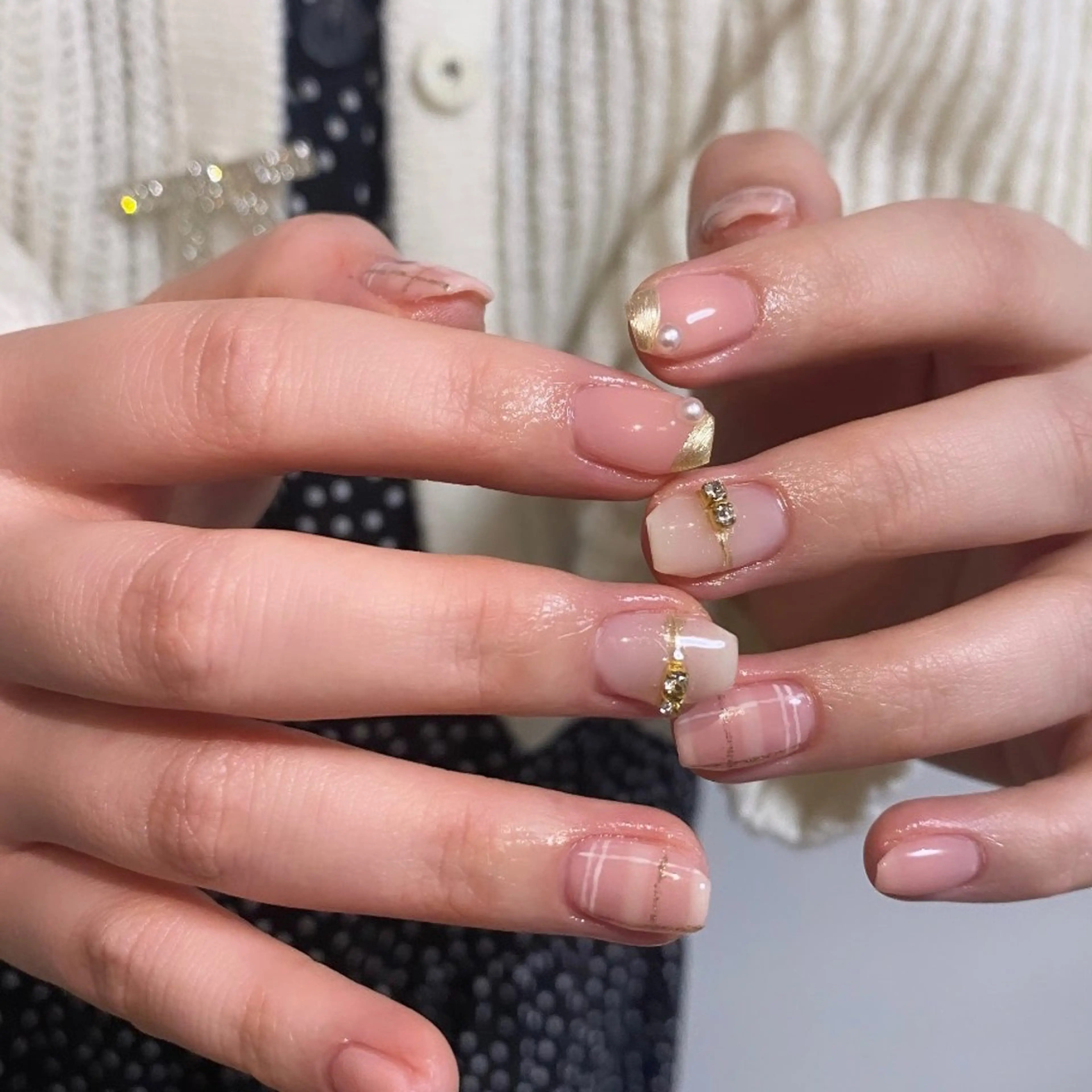 ネイル ハンドネイル フットネイル nail salon minuitのマツエク・マツパデザイン