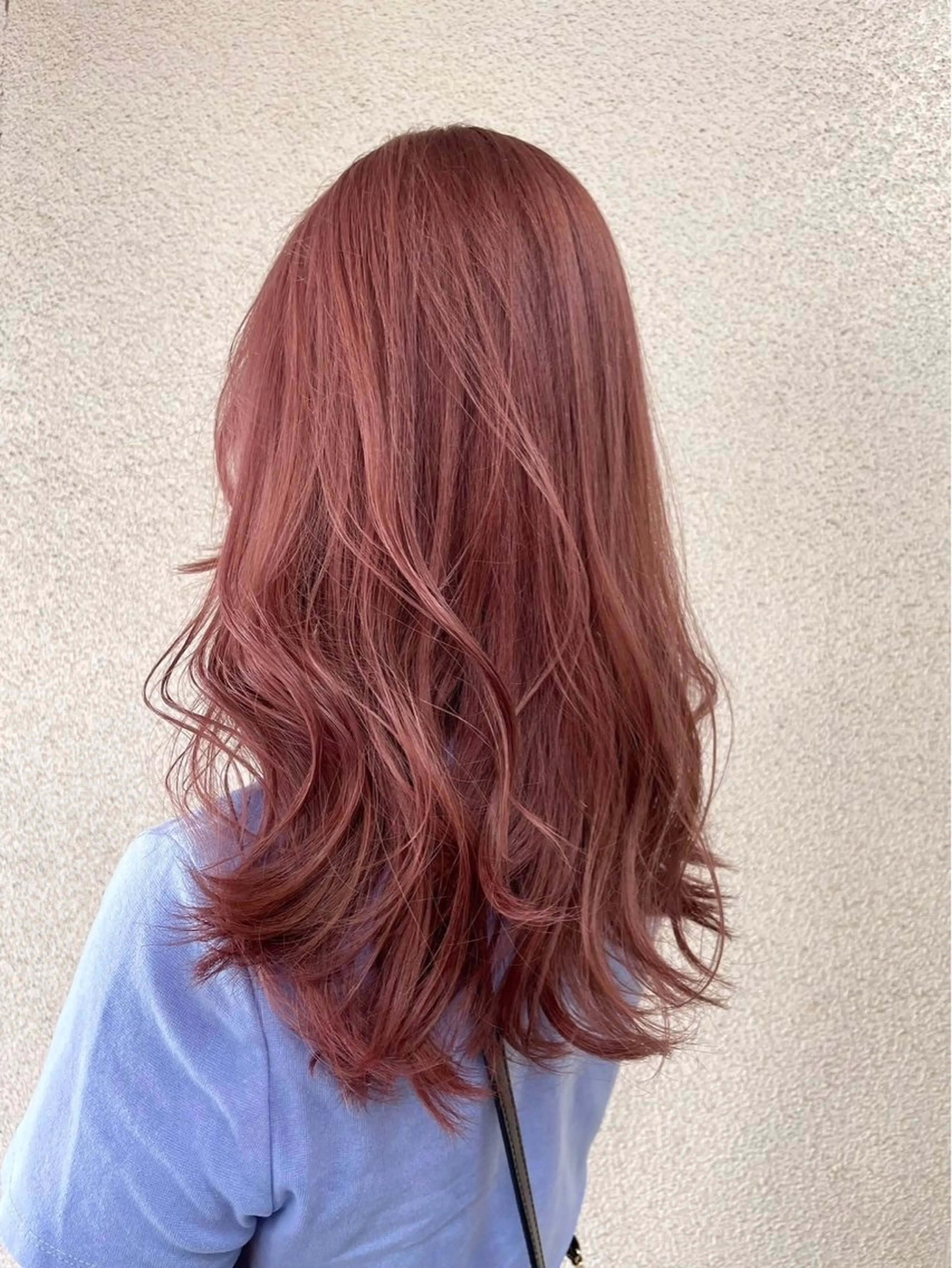 セミロング カラー AONE☀️ 海外ヘアのヘアスタイル