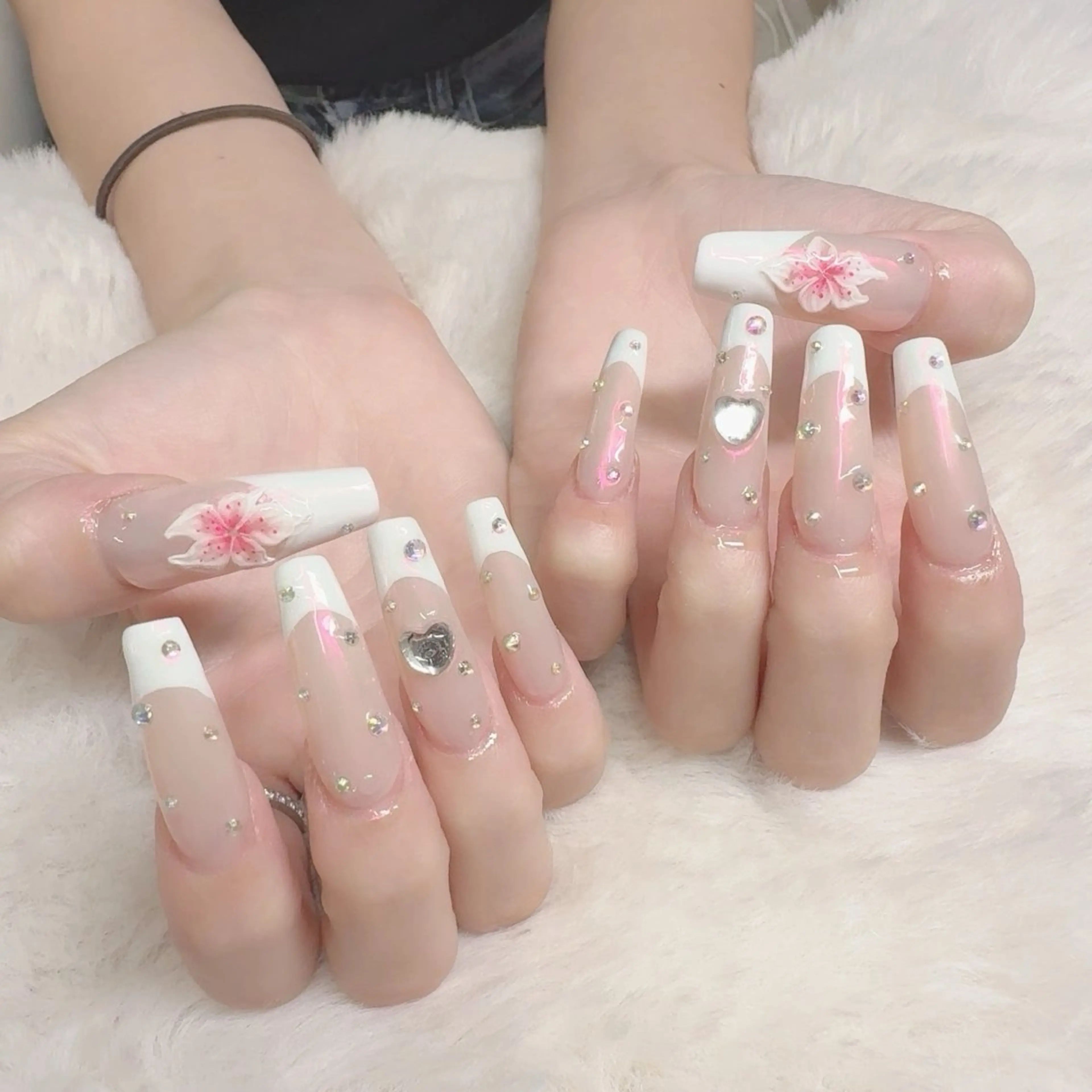 ネイル ハンドネイル FILLnail古河店所属・FIILnail MEIのネイルデザイン