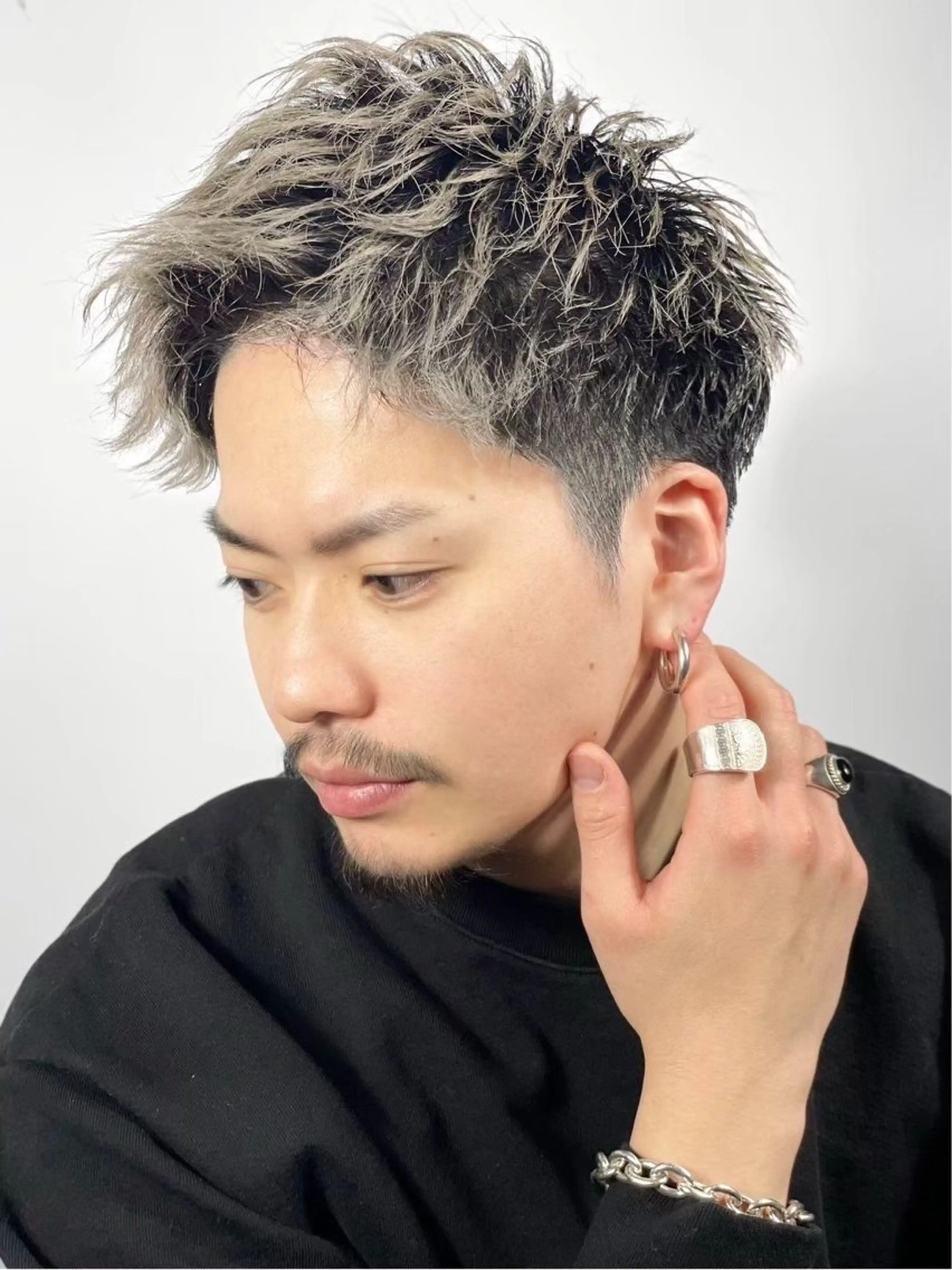 ショート カラー ヘアアレンジ メンズ カット ヘアカラー ⚡️メンズ特化⚡️ 倉林 隼大のヘアスタイル
