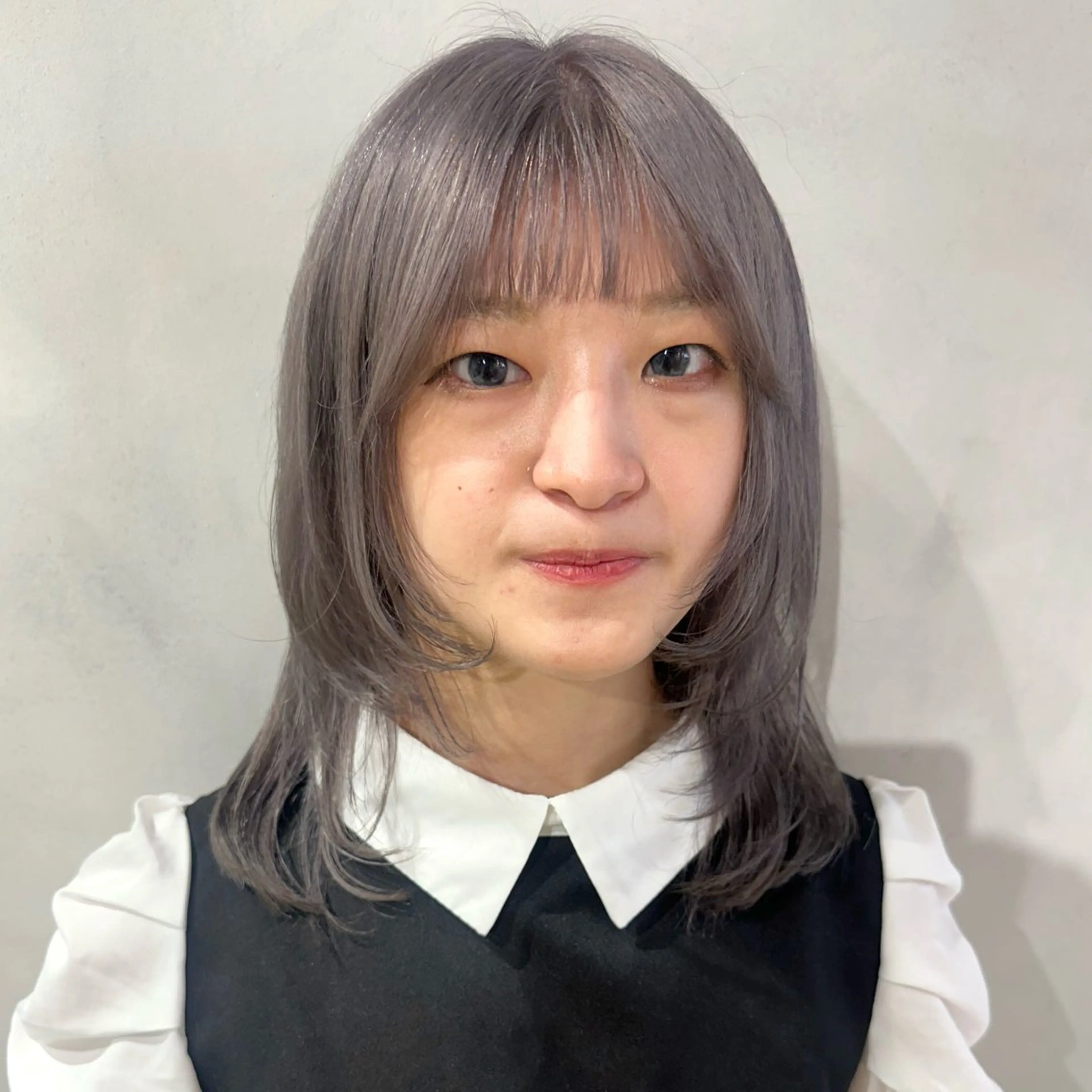 ミディアム カラー カット ヘアカラー トリートメント デザインカラー/パー マ🦖外岡咲希🦖のヘアスタイル