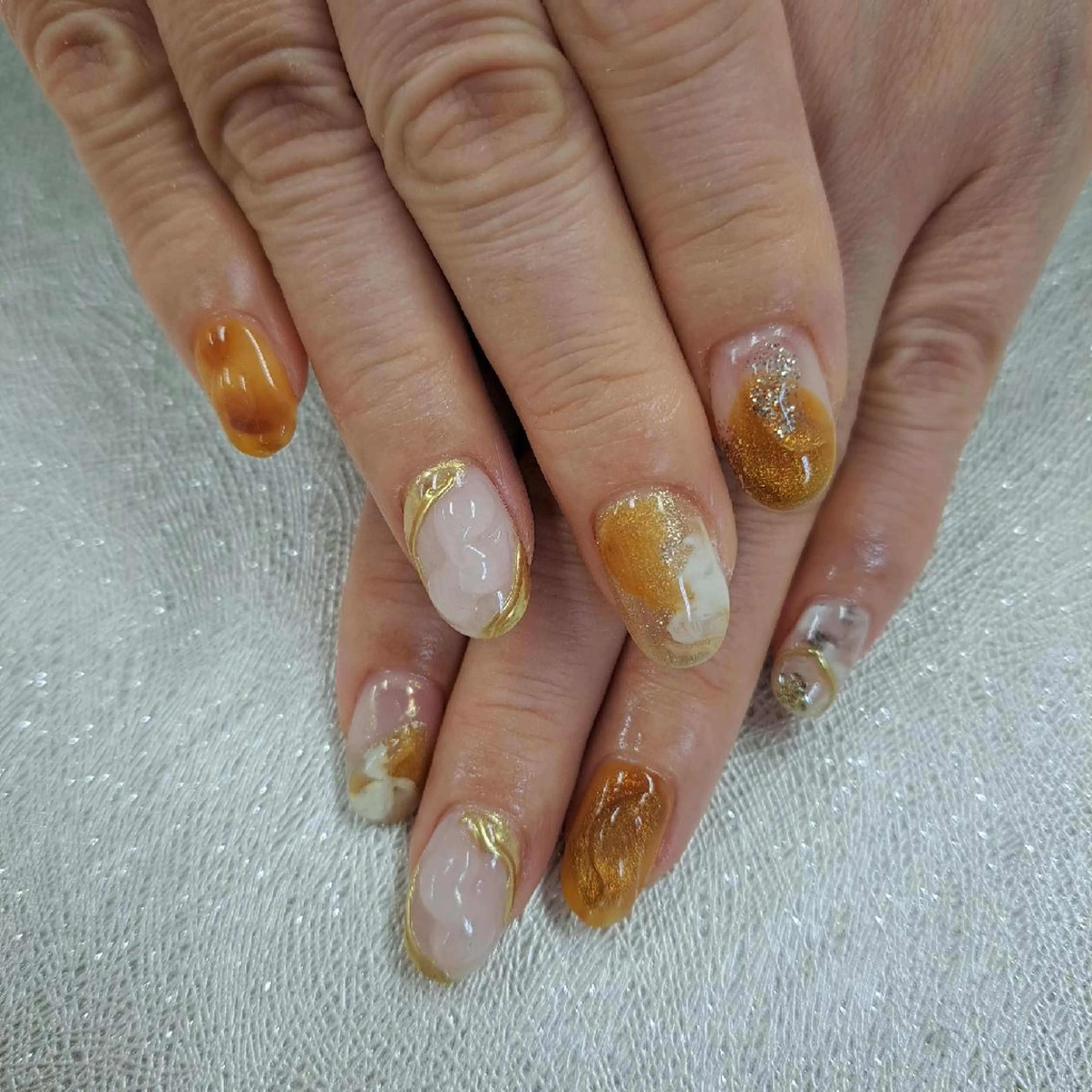 ネイル アートネイル ジェルネイル 持ち込み ニュアンスネイル パラジェル 河野ちえ (雑誌掲載サロン)のネイルデザイン