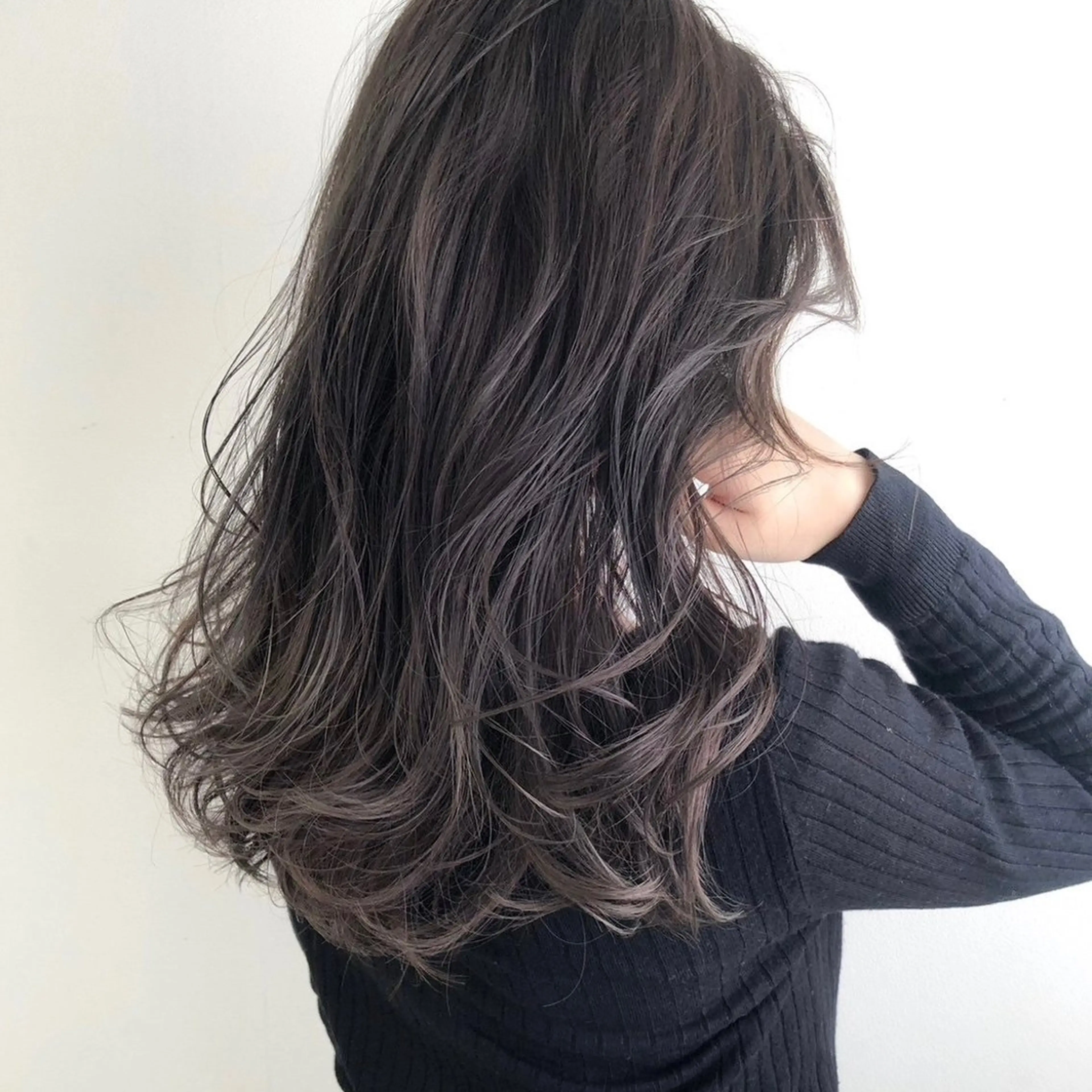 ロング カラー 透明感カラー Flulu by avance. cross所属・艶感カラー🫧‪三浦 衣織のヘアスタイル