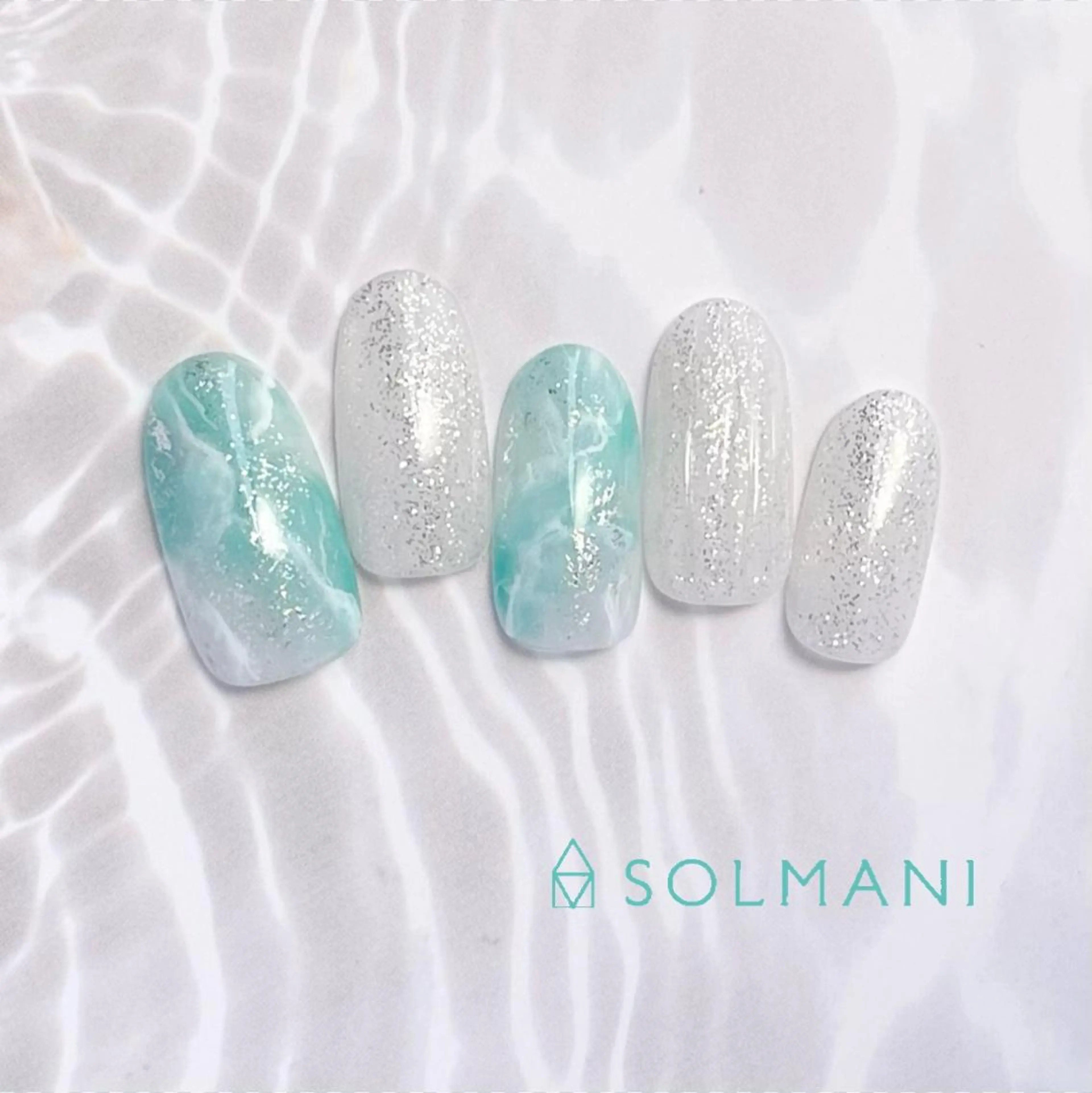 ネイル SOLMANI 予約担当のネイルデザイン