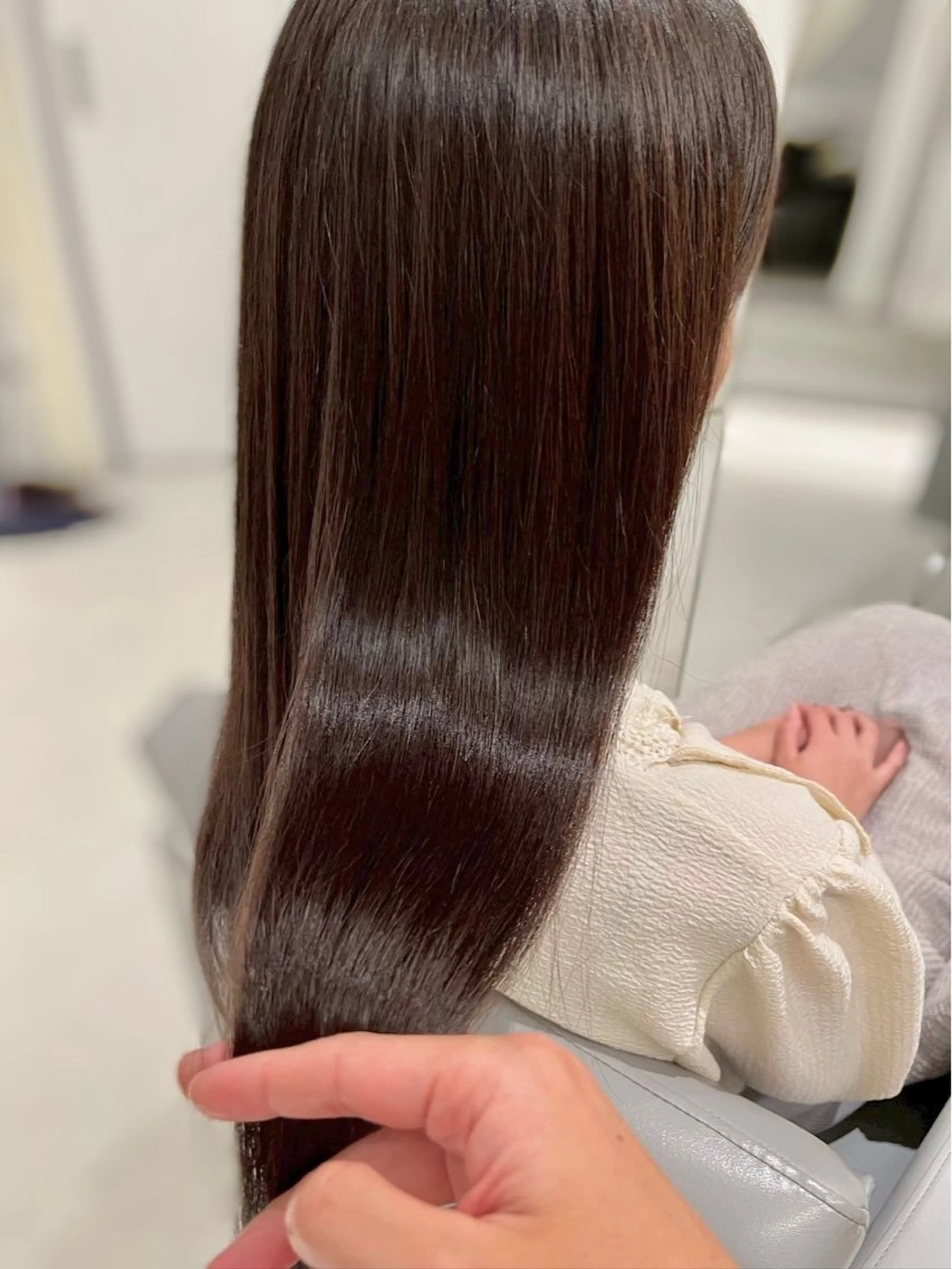 ロング 髪質改善 縮毛矯正 酸性ストレート カット 縮毛矯正 髪質改善/縮毛矯正 艶髪🔥高杉のヘアスタイル