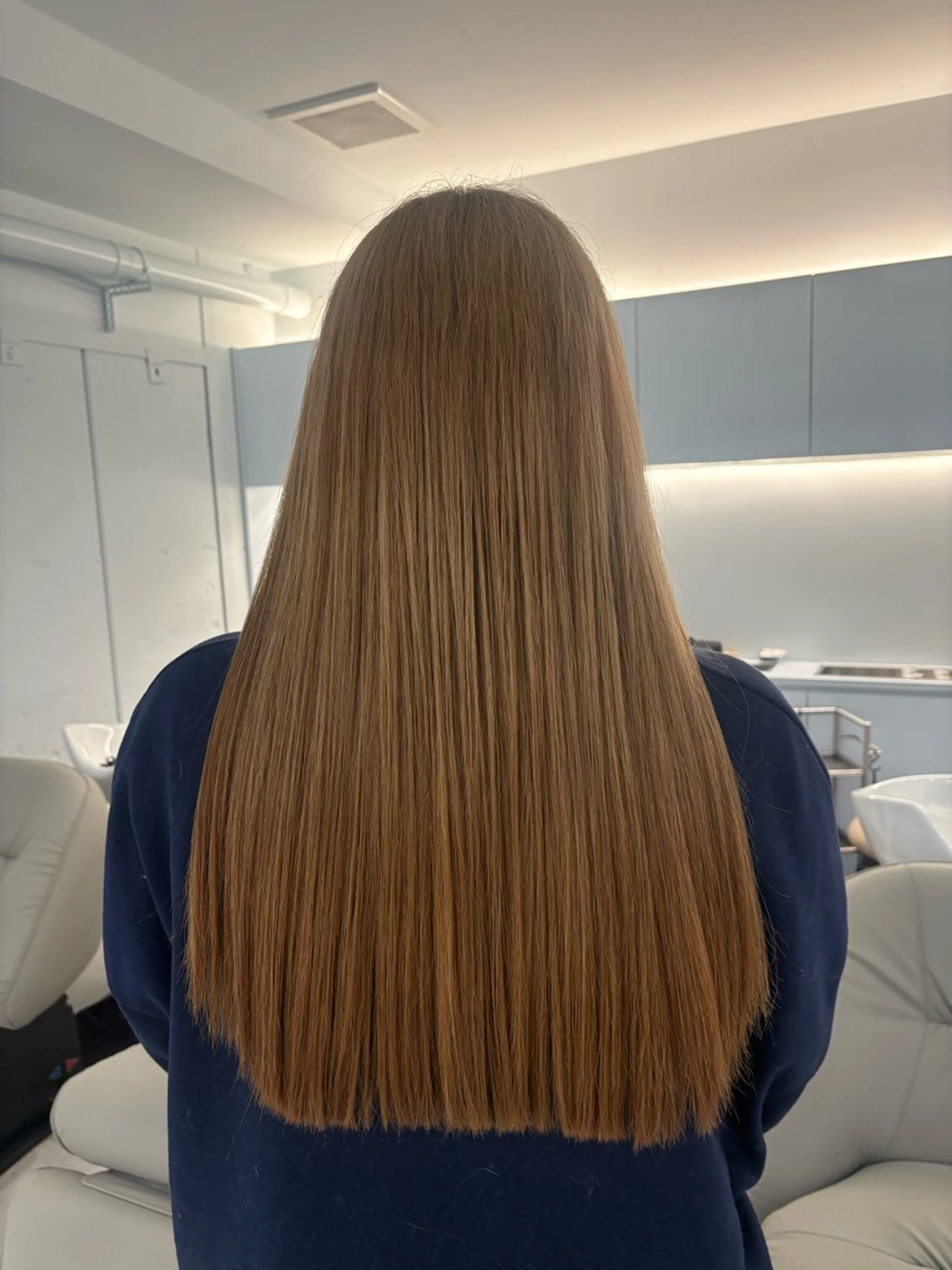 ロング ヘアカラー 村上 奈乃果のヘアスタイル