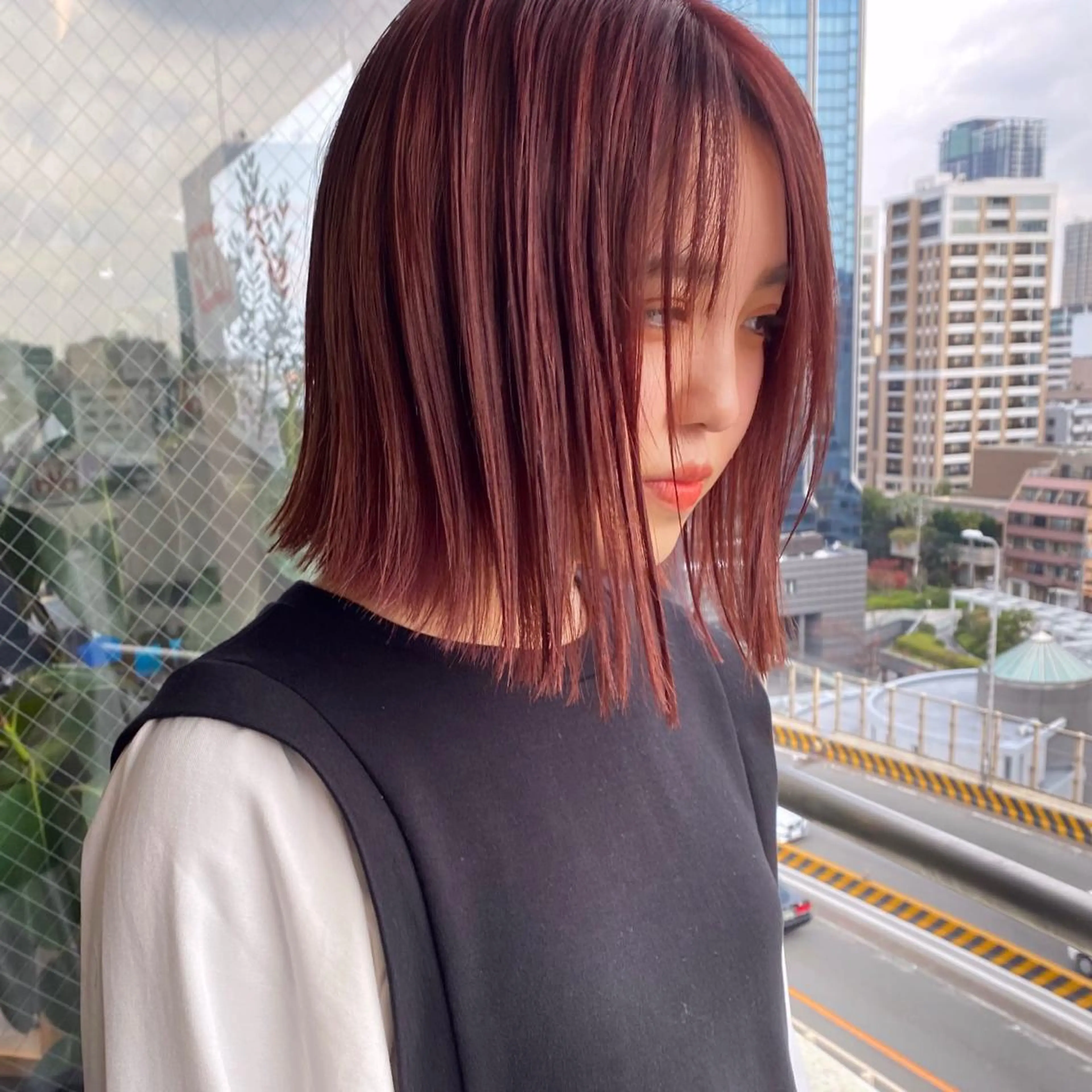 ミディアム カラー ブリーチ ピンクカラー バイオレットカラー ヘアカラー トリートメント chlom所属・🌱大人ハイトーン RENのヘアスタイル