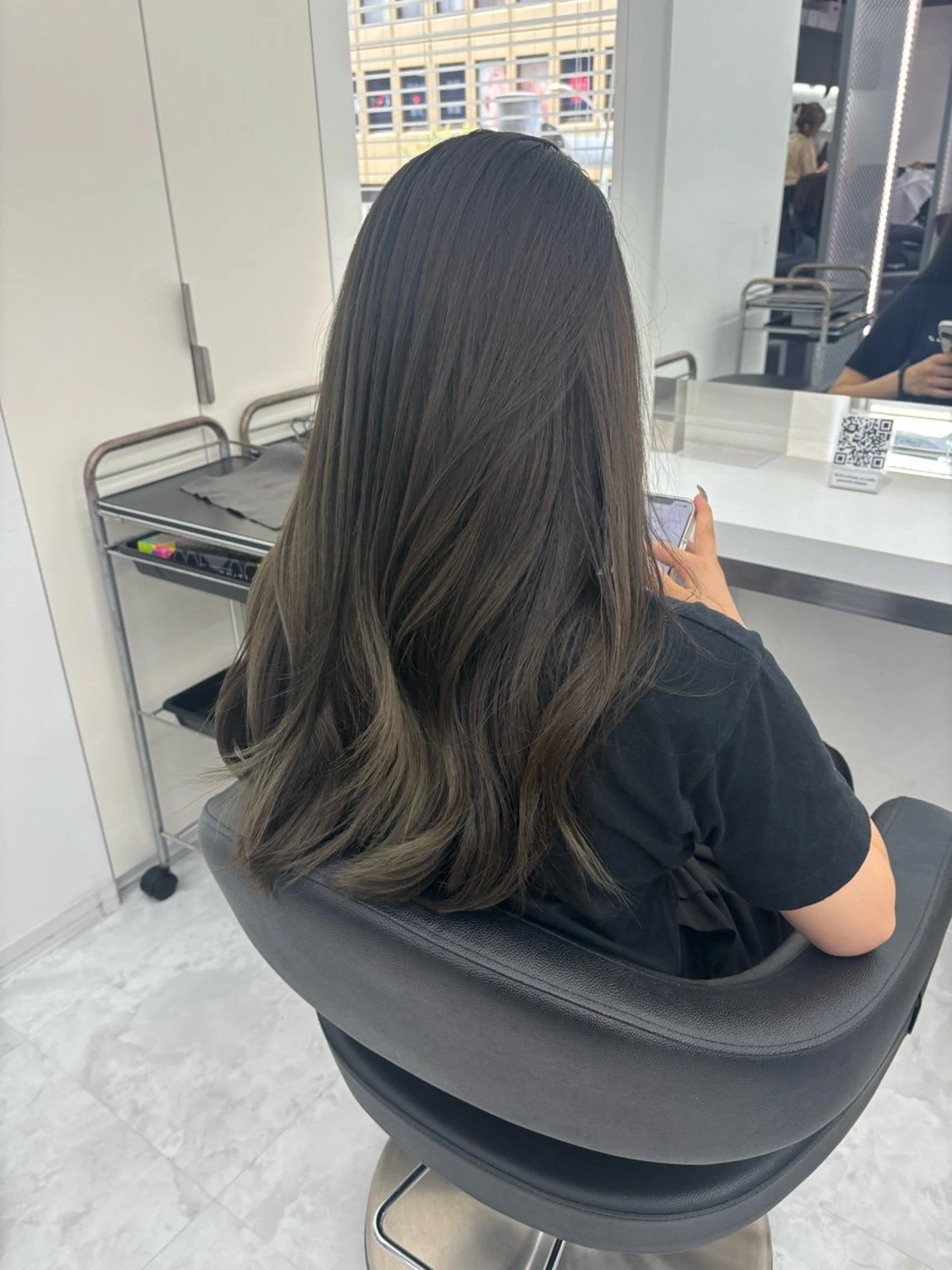 ロング 渋谷🥇透明感カラー 特化美容師のヘアスタイル