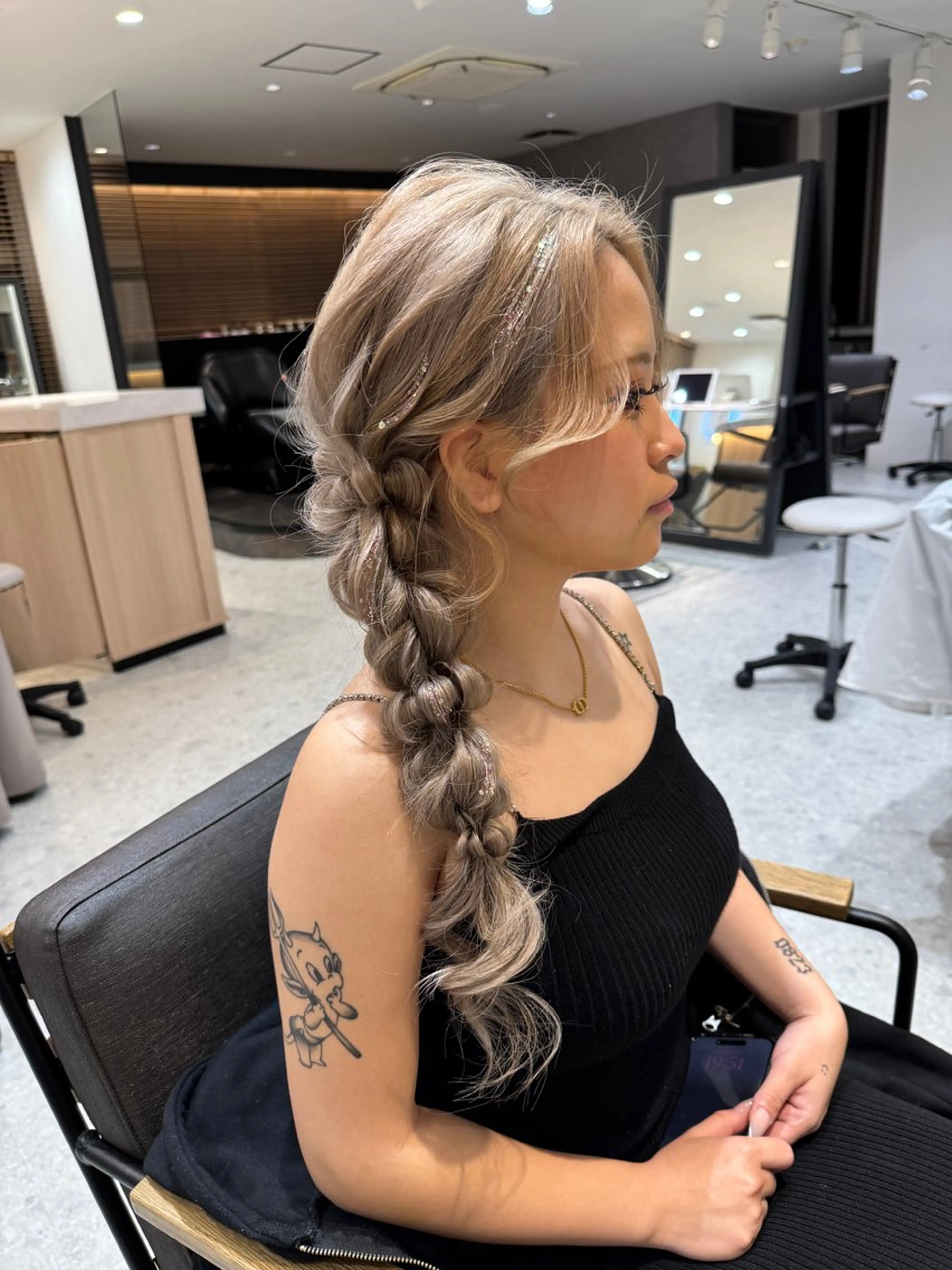 ロング ヘアアレンジ ヘアセット ブリーチなしWカラー ヘアセット🎀はるかのヘアスタイル