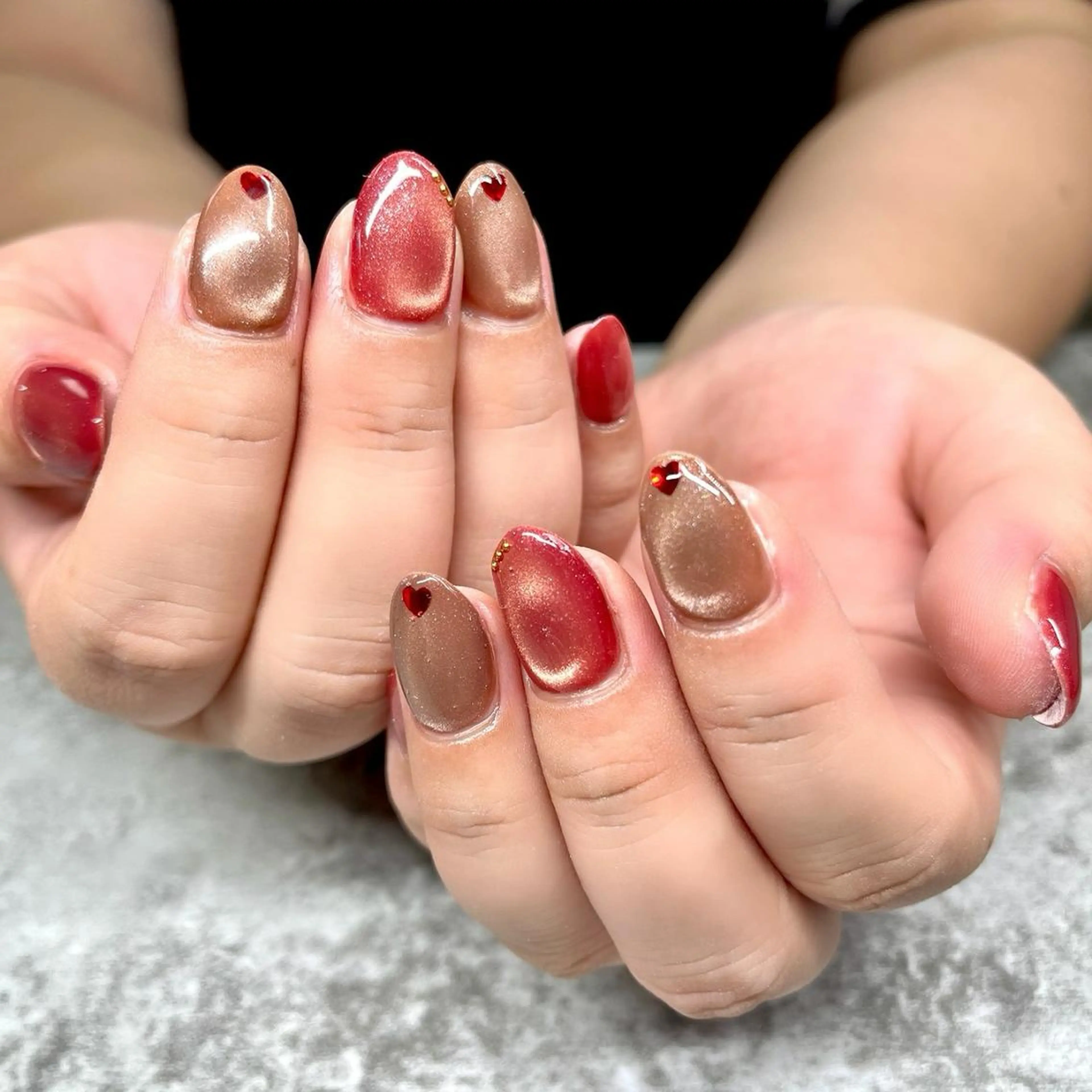 ネイル オーロラネイル ボルドー クリアネイル フラッシュネイル フットネイル Rabe nail ラーベネイルのネイルデザイン