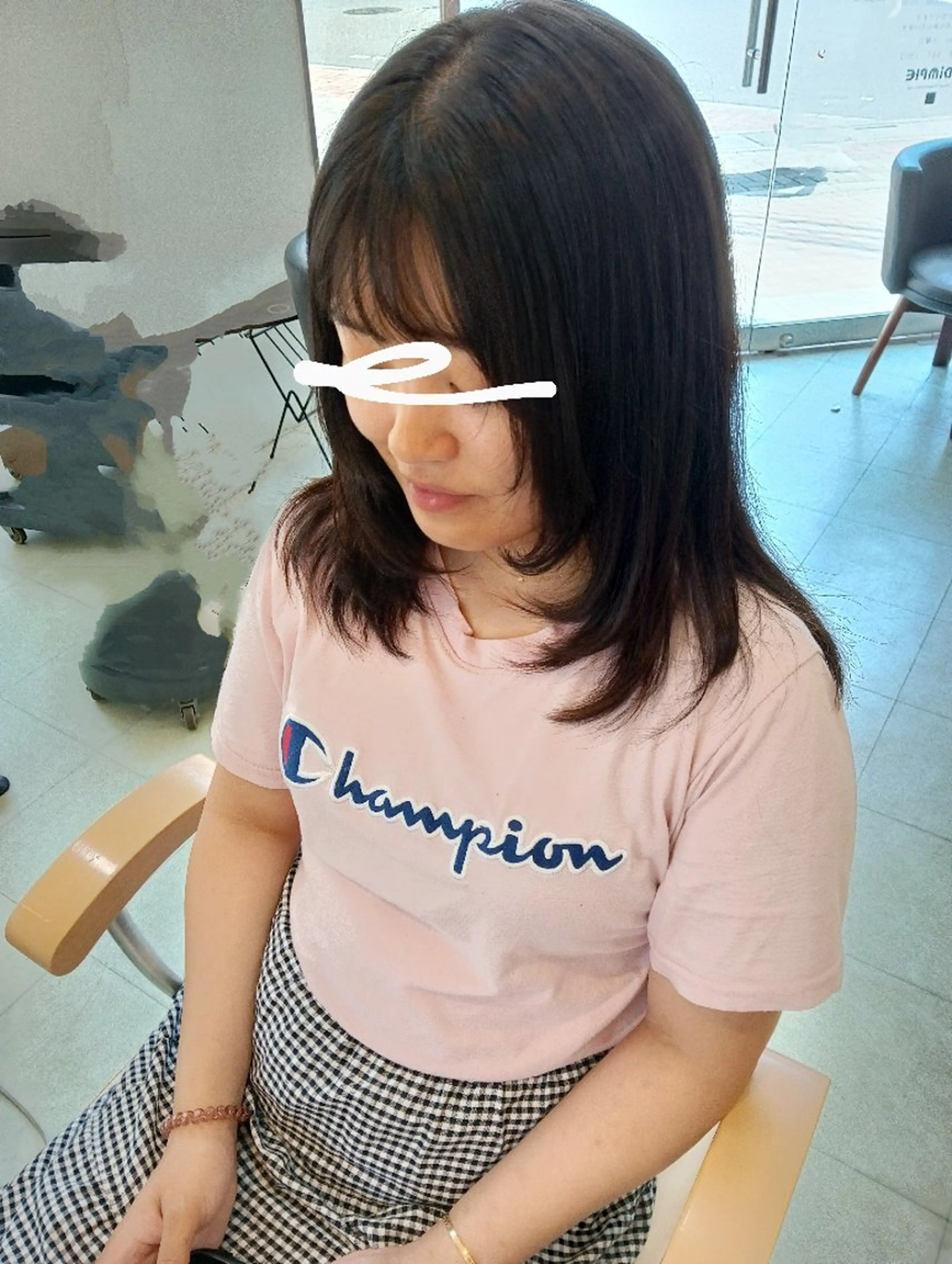 ミディアム DiMPlE  【ディンプル】 越谷/越谷駅前所属・DiMPlEみやじま はつみのヘアスタイル