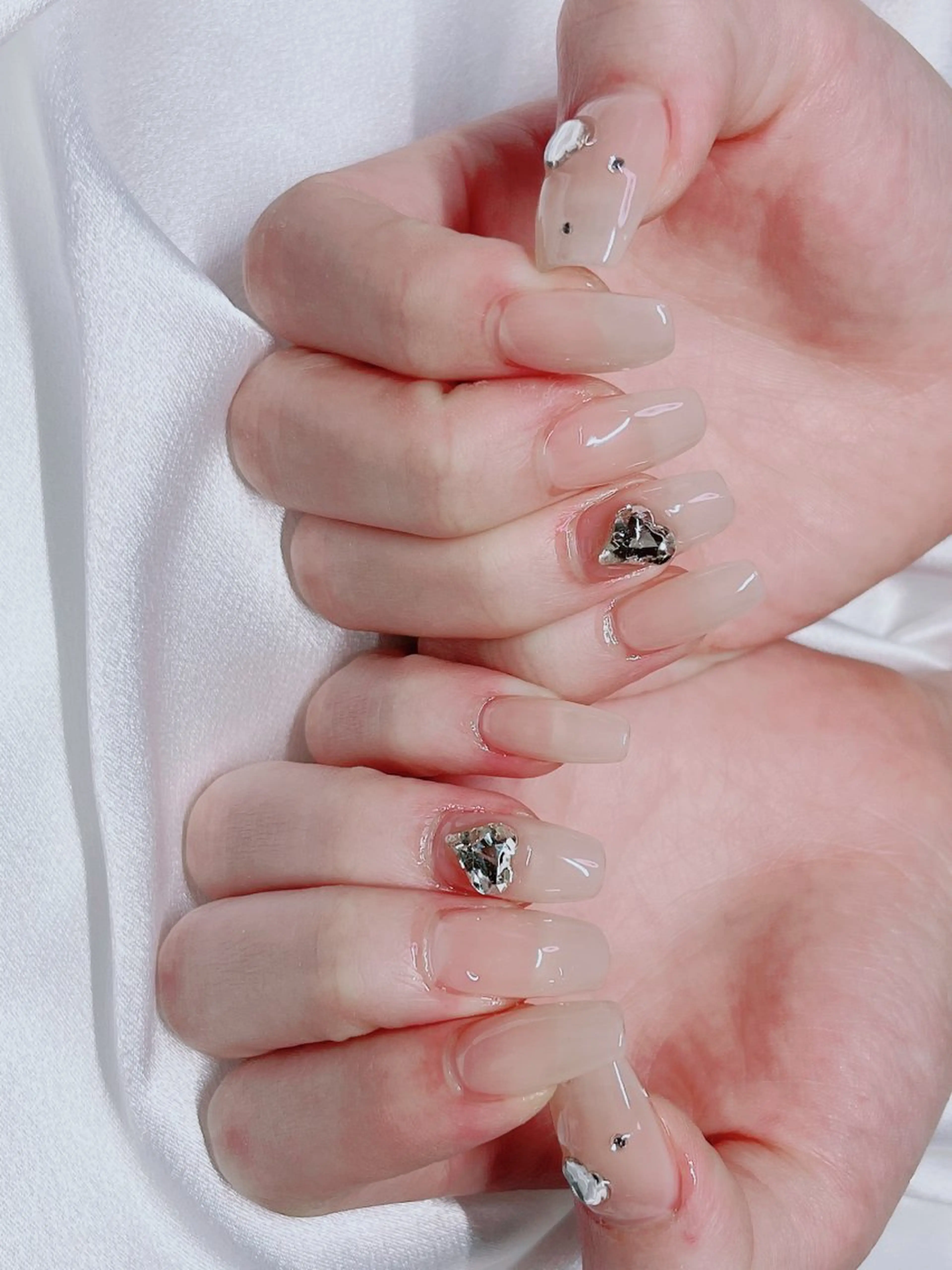 ネイル Cutil Nailsalon所属・Cutil. Nail🌈のネイルデザイン