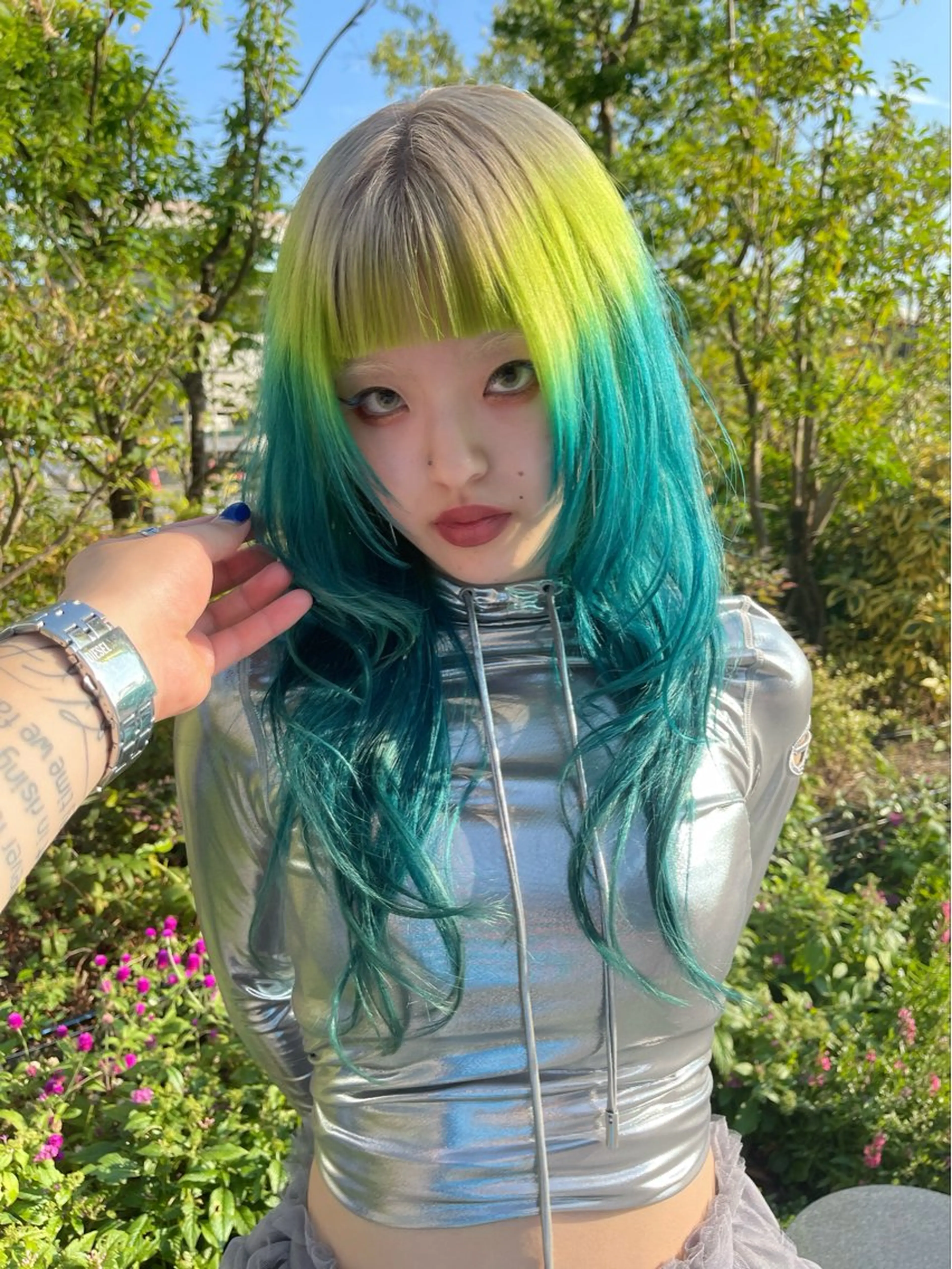 ロング カラー ブリーチ ケアブリーチ デザインカラー ダブルカラー イヤリングカラー ヘアカラー トリートメント 宮崎　達也 ブリーチ／レイヤーのヘアスタイル