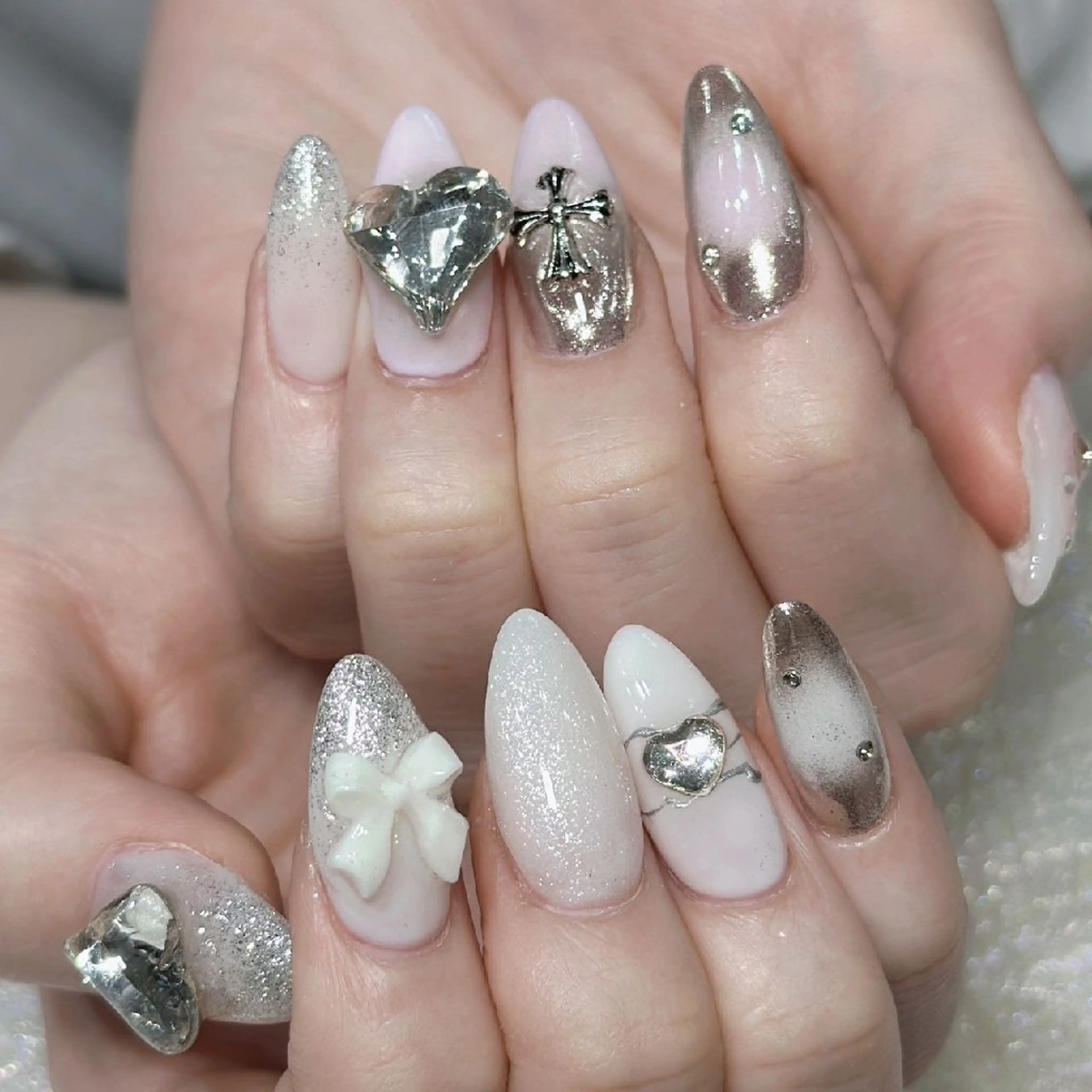 ネイル ハンドネイル Queens みなみのネイルデザイン
