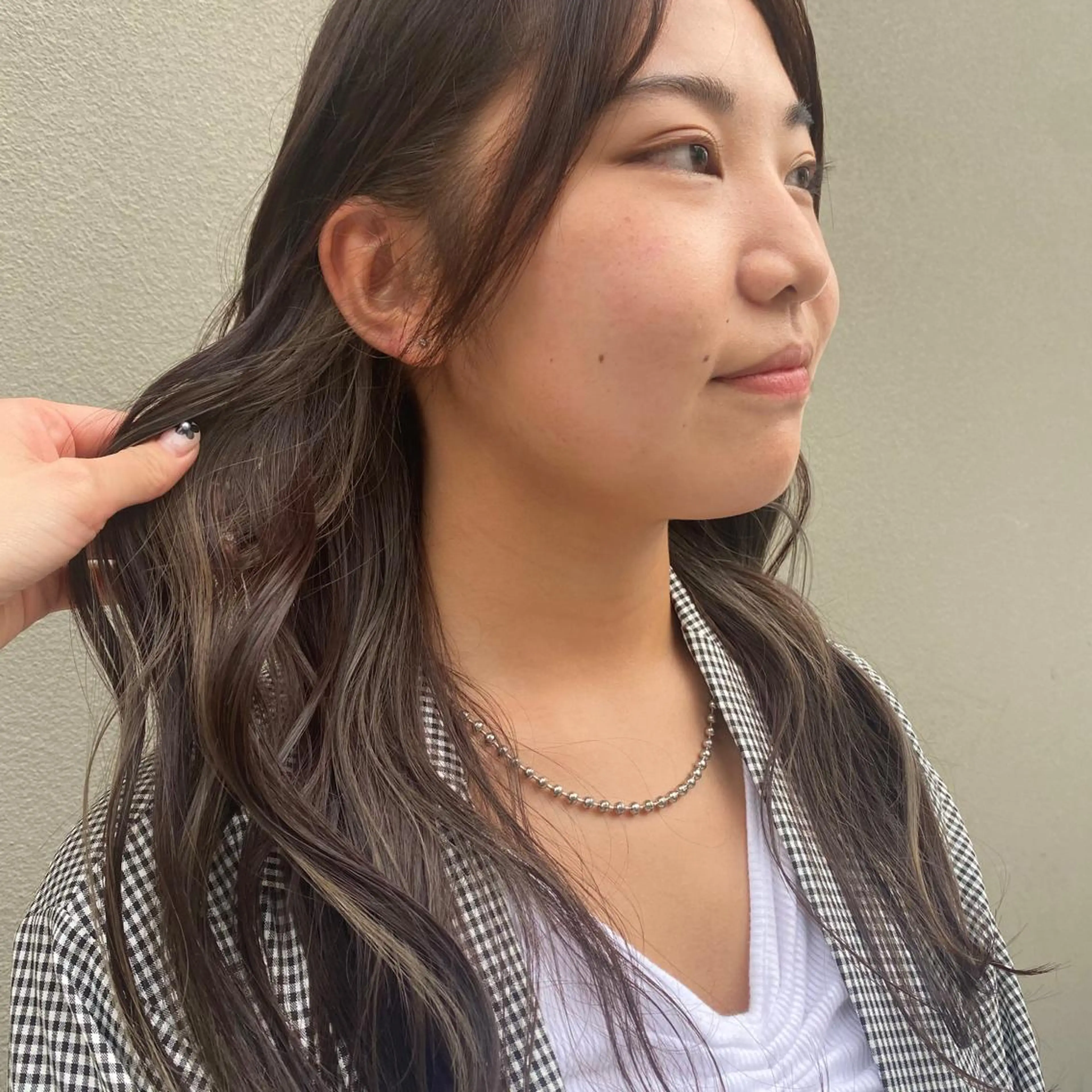 ロング カラー ena/ブリーチなし 暖色・ベージュ🎀のヘアスタイル