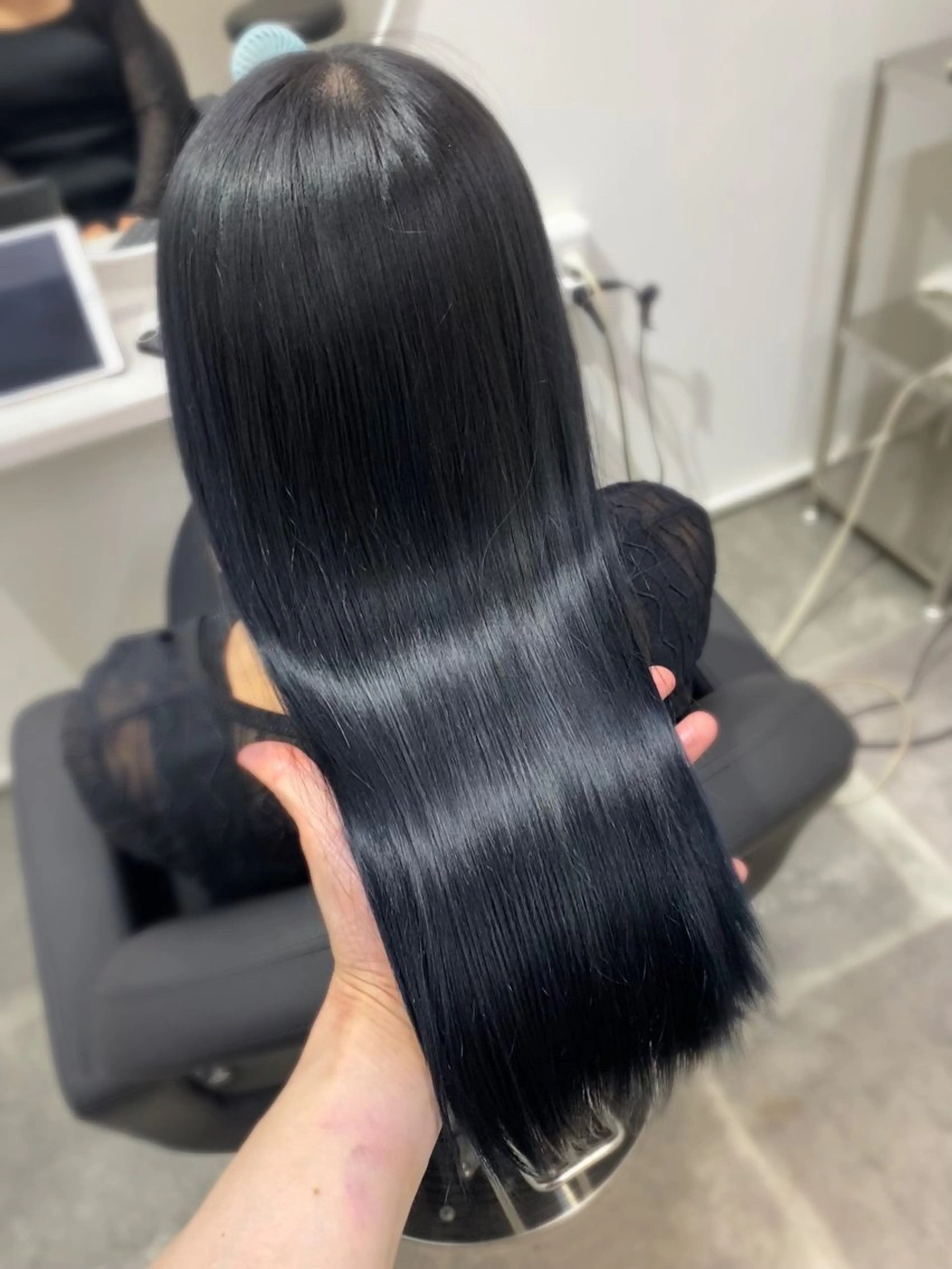 ロング カラー カット トリートメント YUZU🎀顔まわり ×レイヤーカットのヘアスタイル