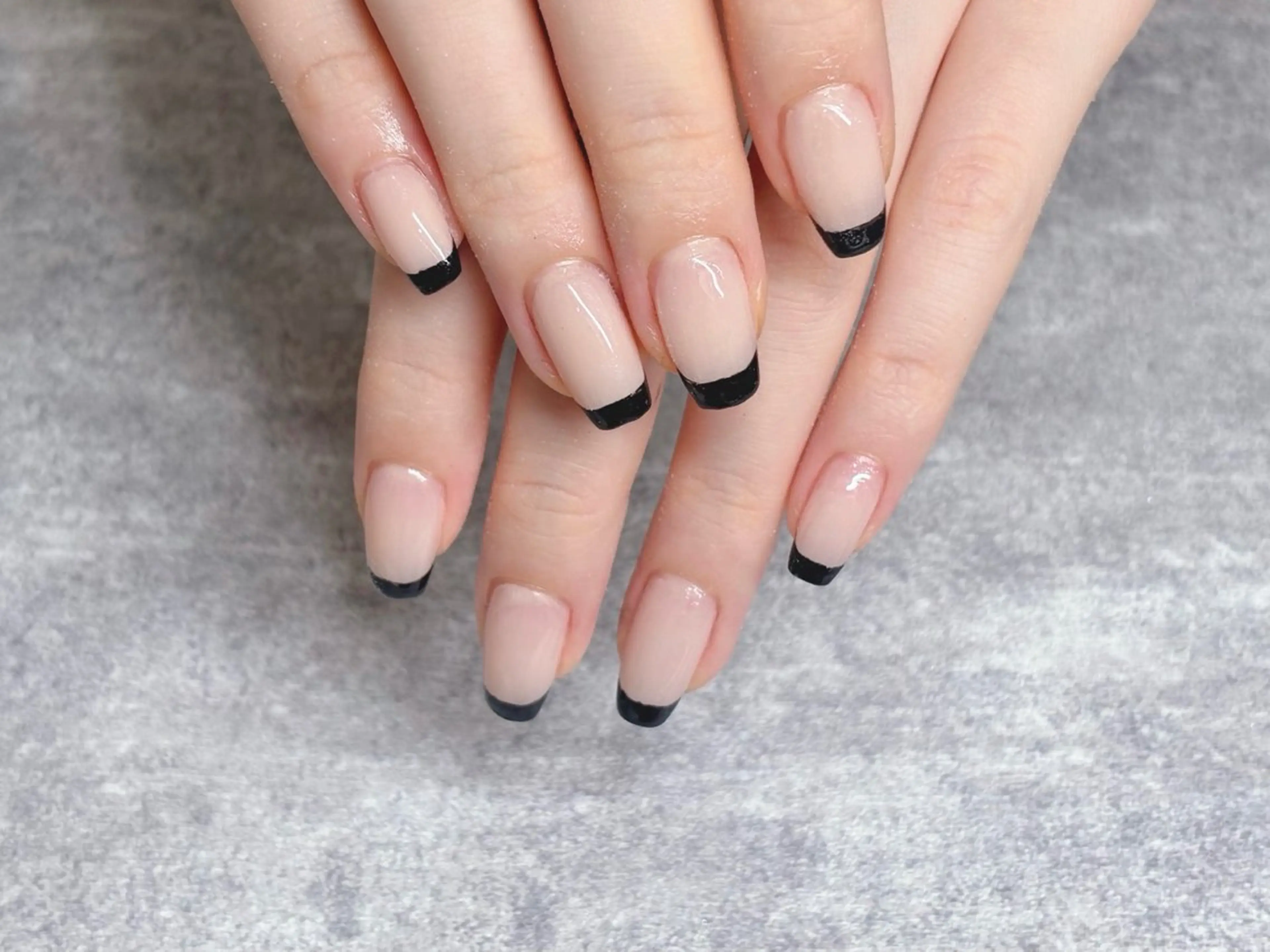 【hand】ベースワンカラー＋グラデーションorフレンチの写真