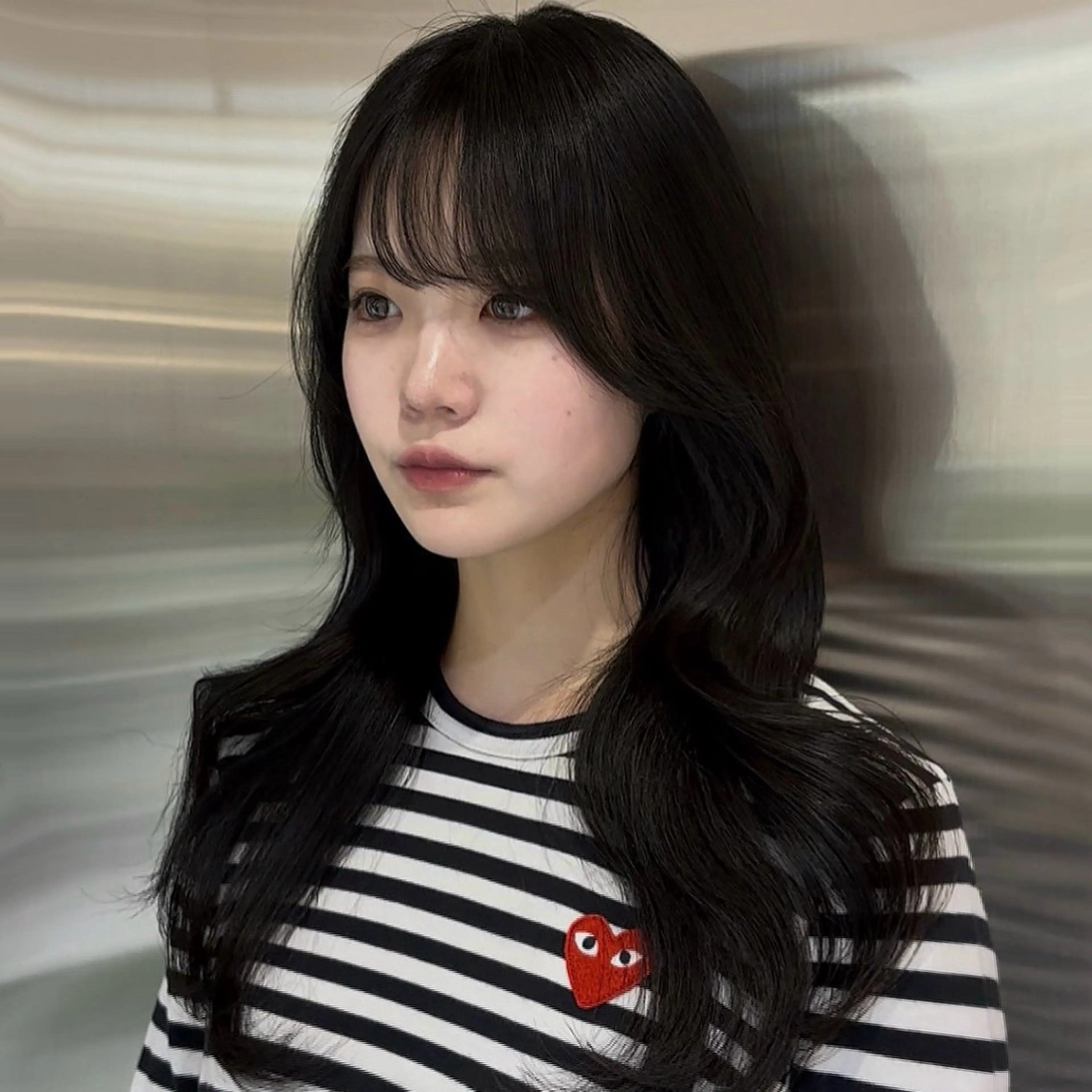 ロング カラー ヘアアレンジ 黒髪 ブルーカラー ブルーブラック 透明感カラー 韓国風ヘア ヘアカラー トリートメント 韓国/ワンホン/新宿 /Rumiのヘアスタイル