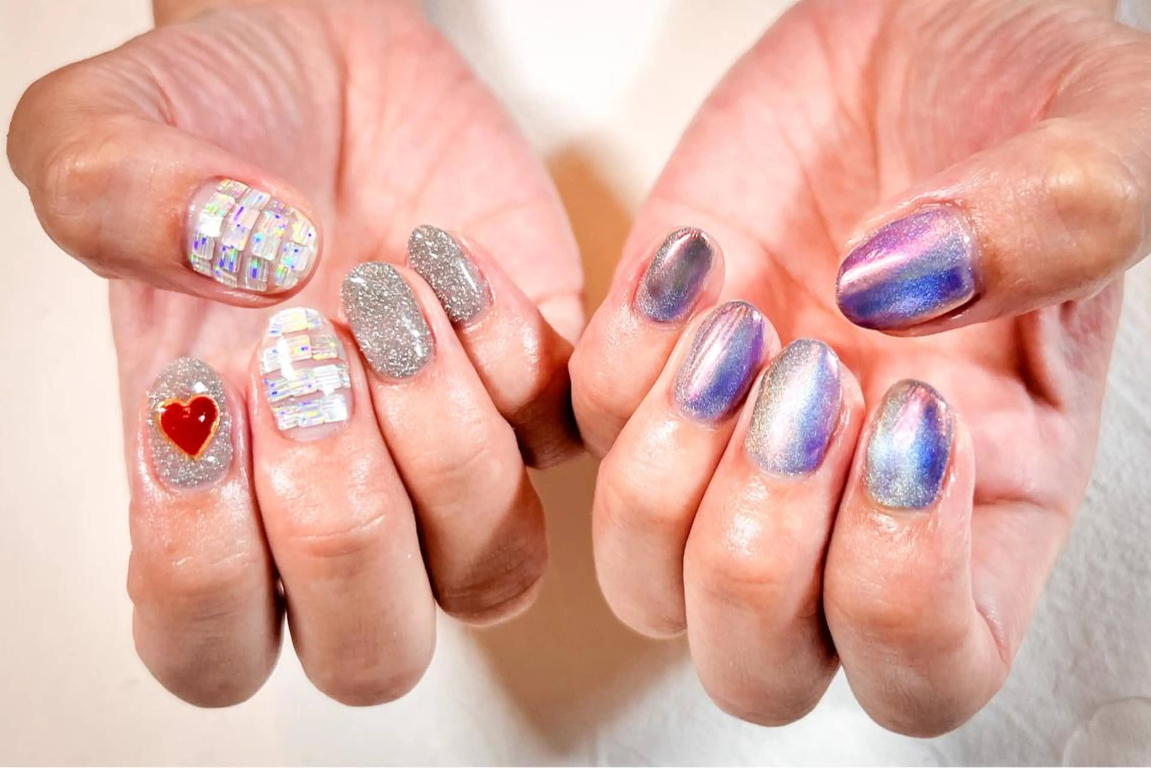 ネイル フラッシュネイル ラメ(グリッター) マグネットネイル ミラーネイル LEFTNAILS フィルインニュアンスのネイルデザイン