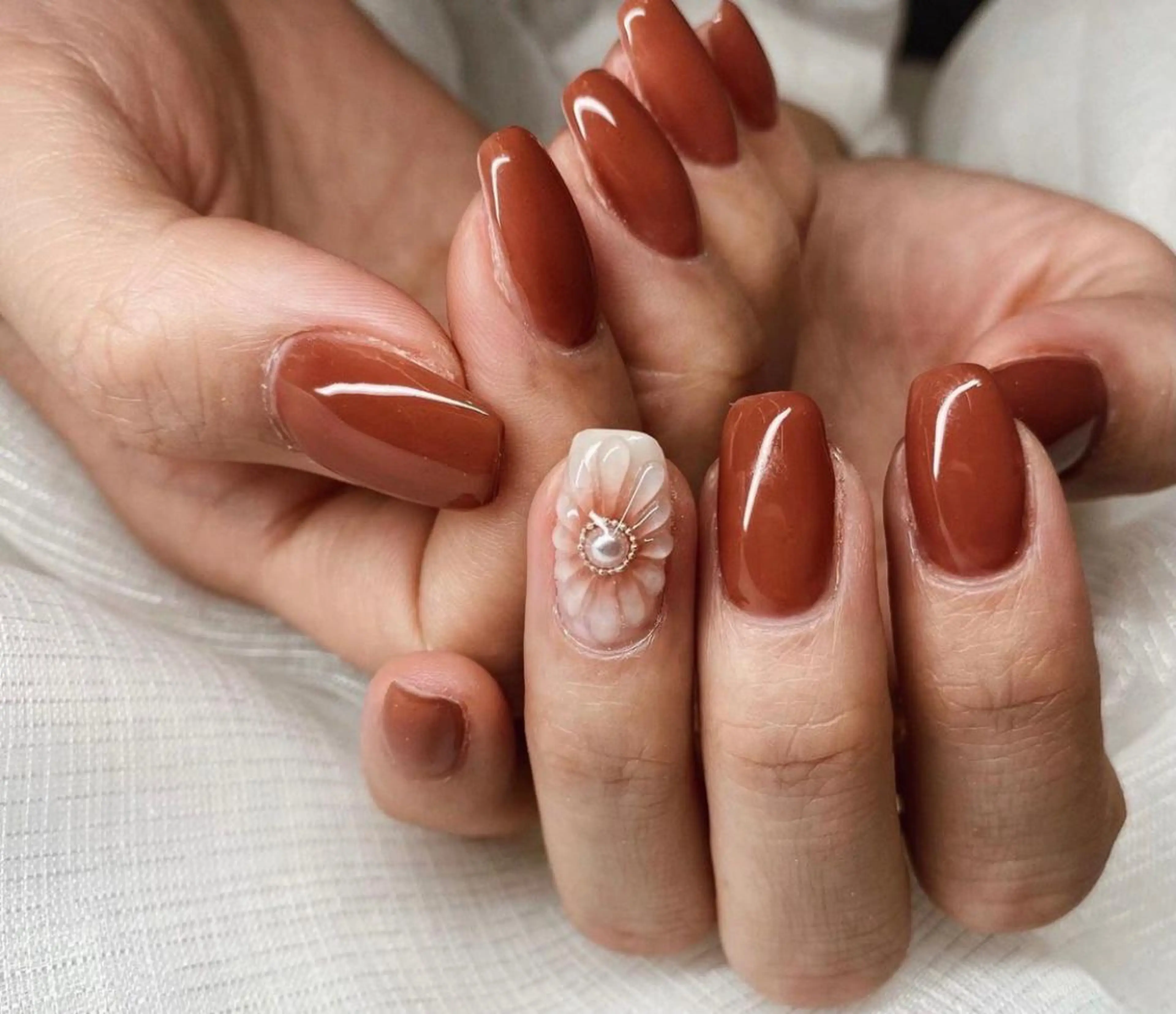 ネイル 赤色 Moana Nail 長さだし専門店のネイルデザイン