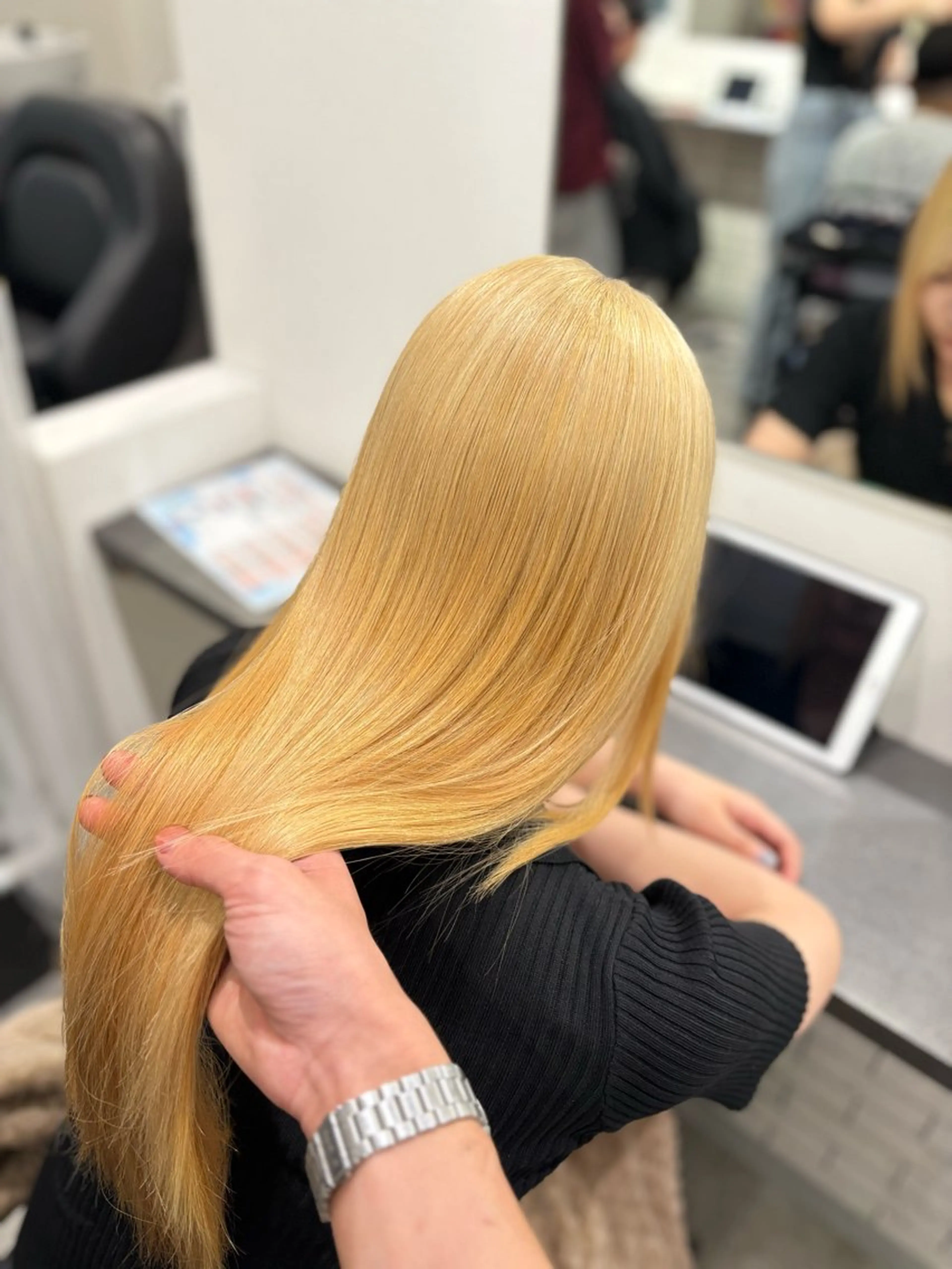 ロング カラー ヘアカラー トリートメント GaKu/レイヤー /カラー/ブロンドのヘアスタイル