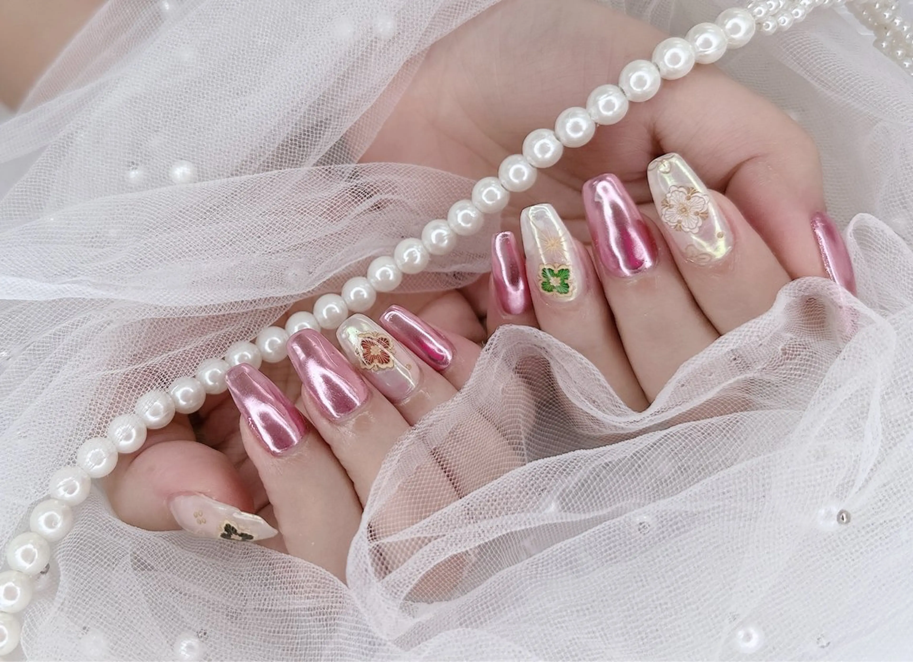 ネイル R nailsalon所属・R salonのネイルデザイン