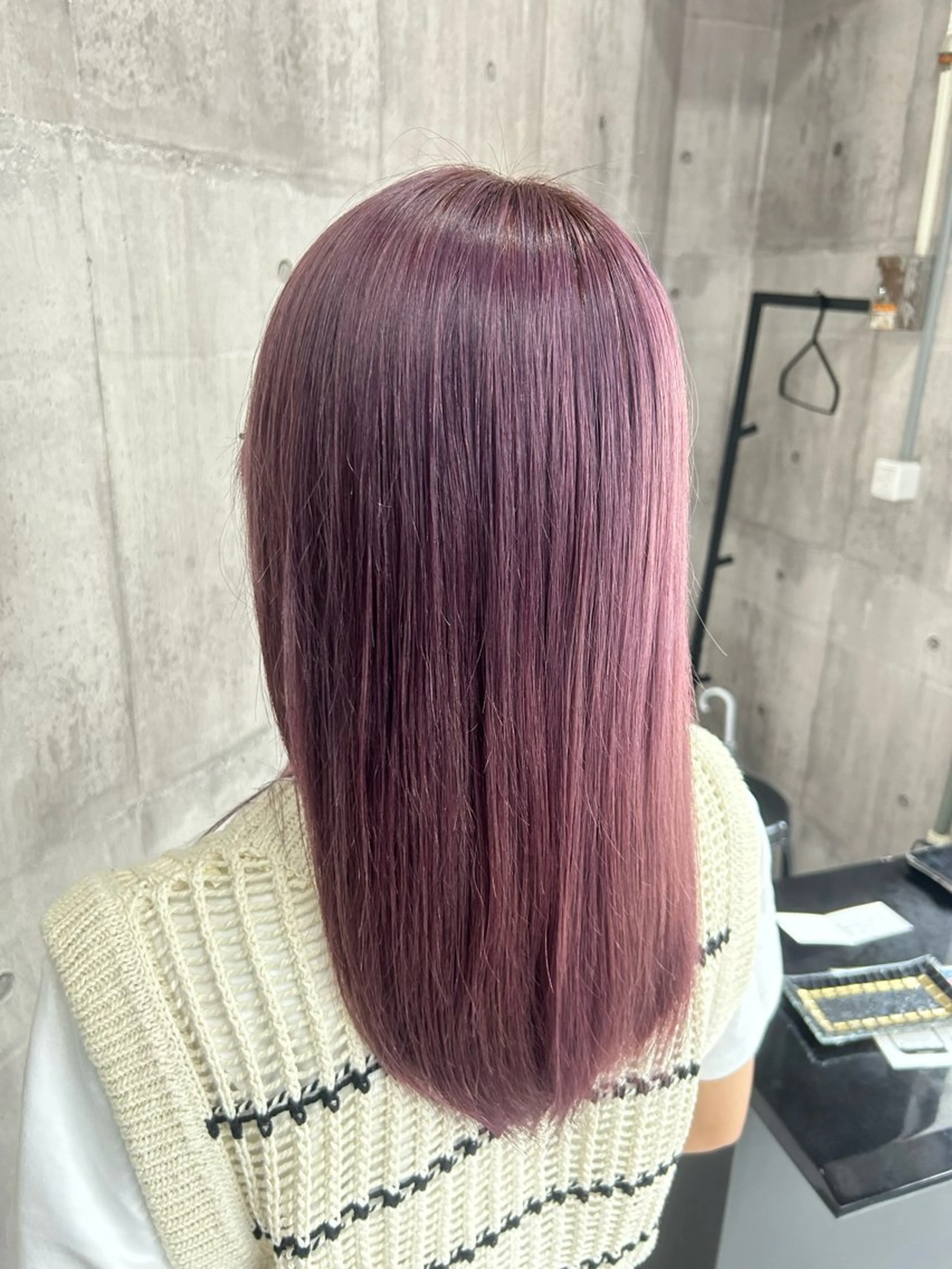 セミロング ウィチ所属・縮毛矯正と髪質改善 ⭐️桐生翼のヘアスタイル