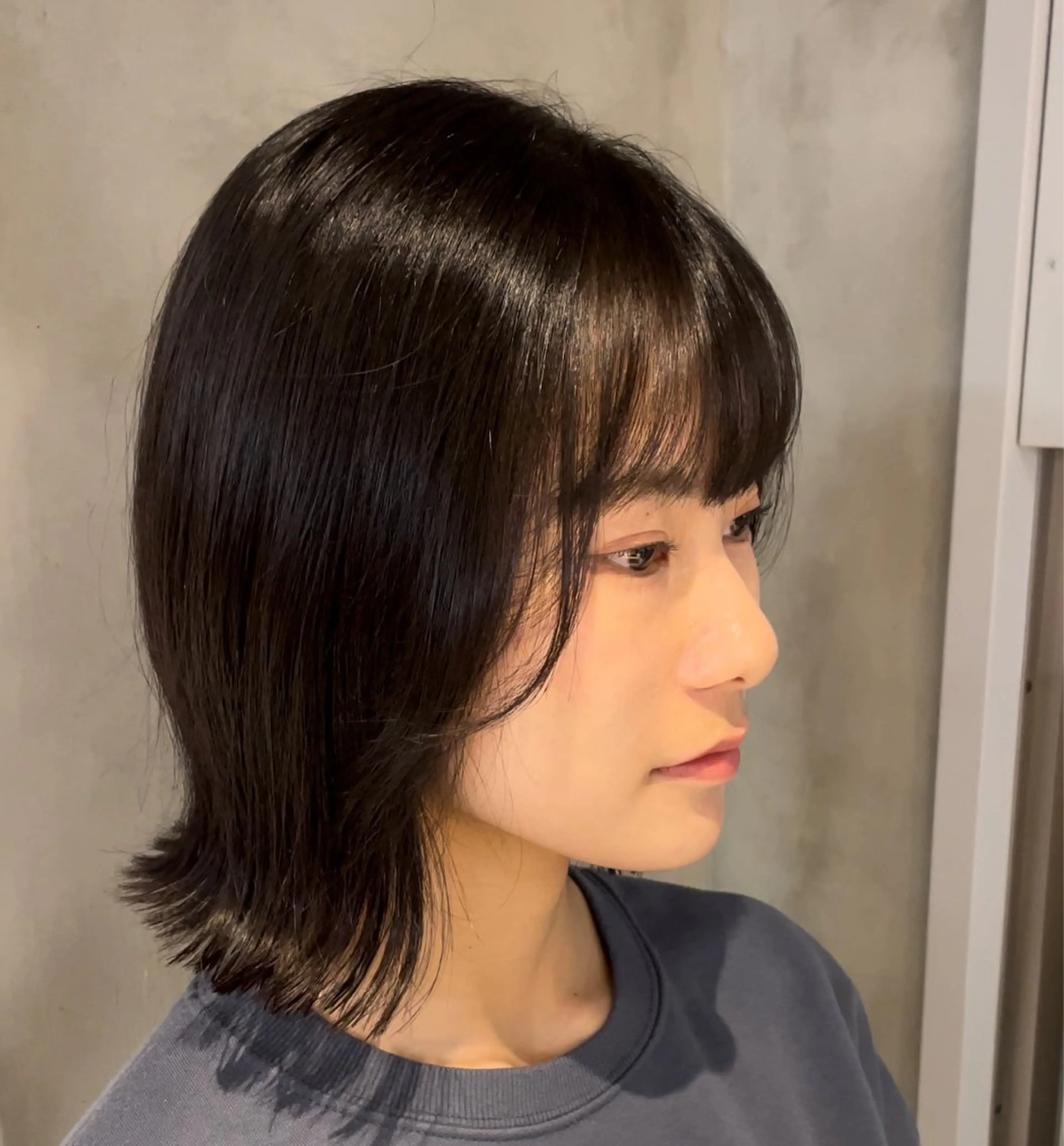 ミディアム ボブ 外ハネヘア ✨️🧸elima調 布Reika🧸✨️のヘアスタイル