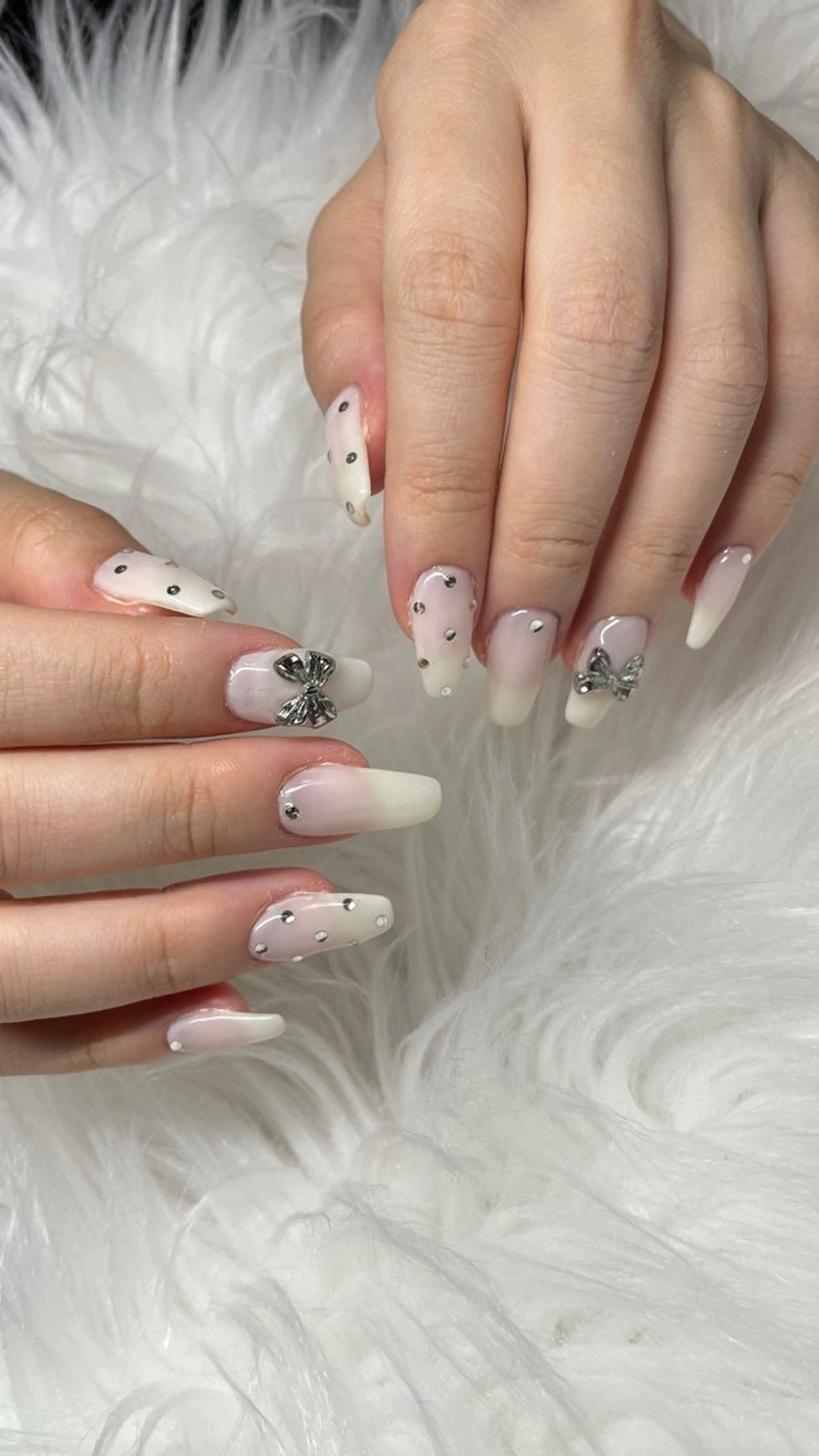 ネイル ハンドネイル オーロラ所属・YUI nailのネイルデザイン