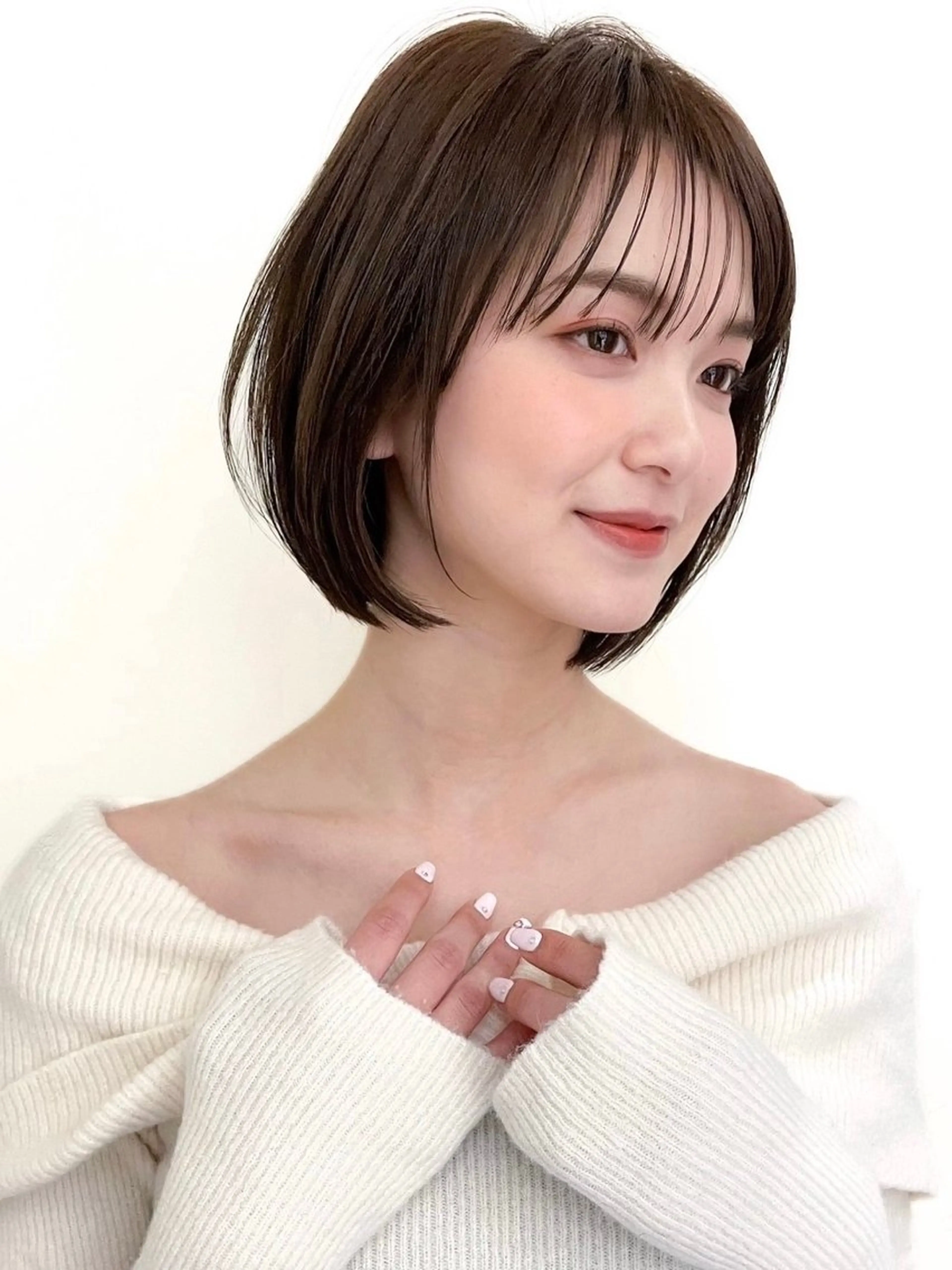 ショート カラー ショートボブ アディクシーカラー バレイヤージュ ブリーチ ケアブリーチ カット 大人レイヤー ヨシミカズヤのヘアスタイル