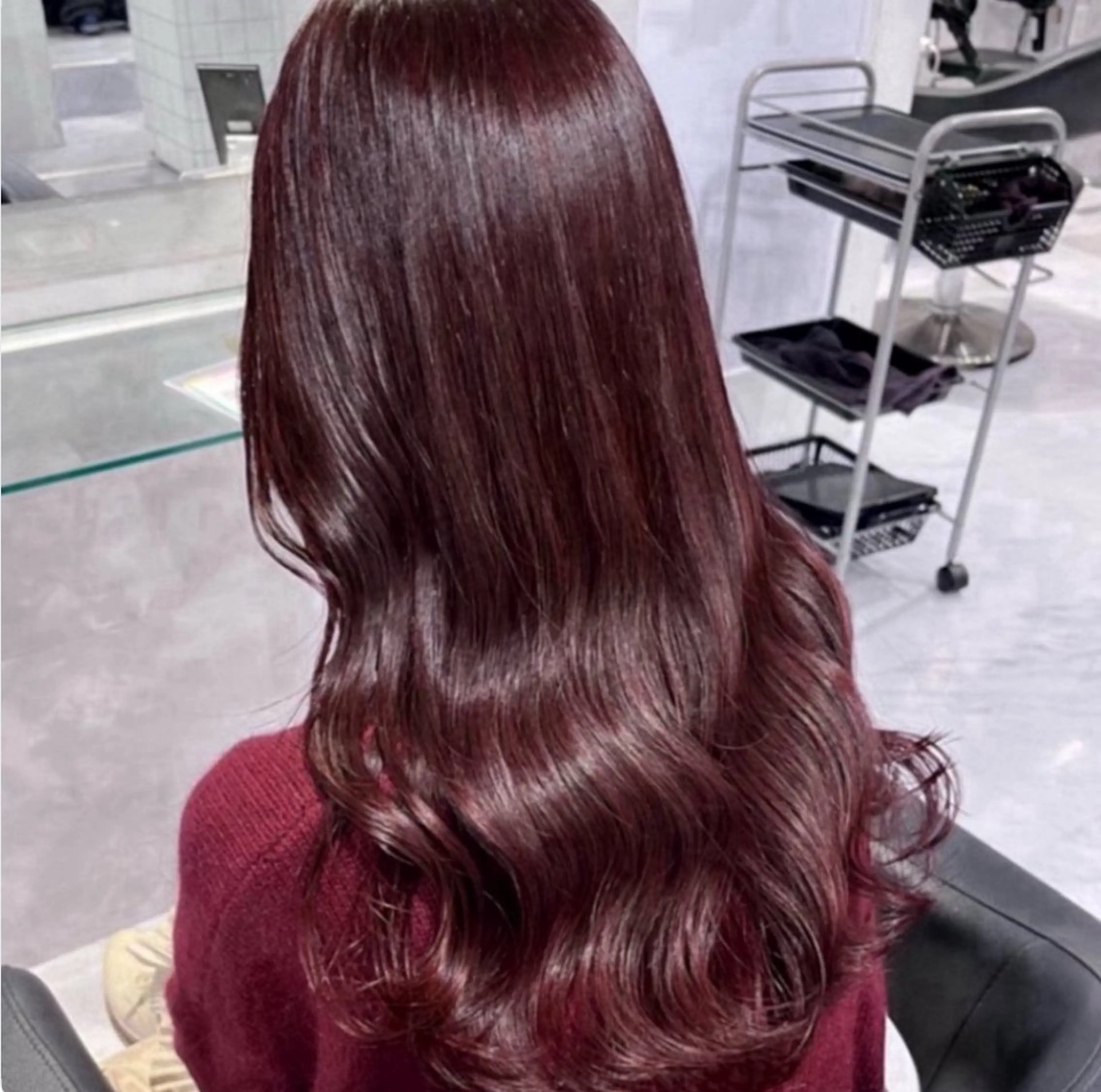 ロング カラー 🫧うる艶トレンド 🫧透明感カラーのヘアスタイル