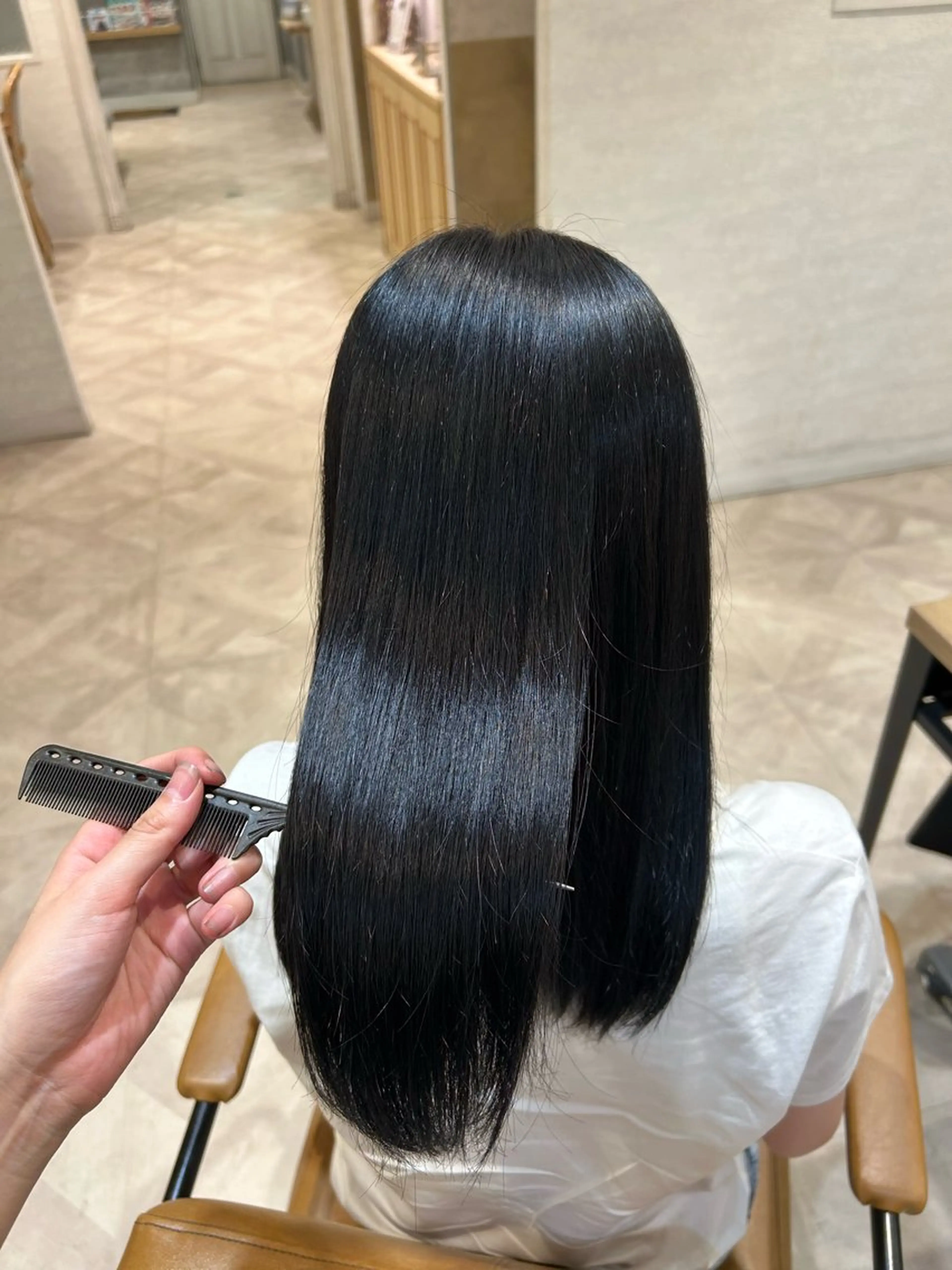 セミロング La Bonheur hair Olivier 北千住店所属・小川 ルミナのヘアスタイル