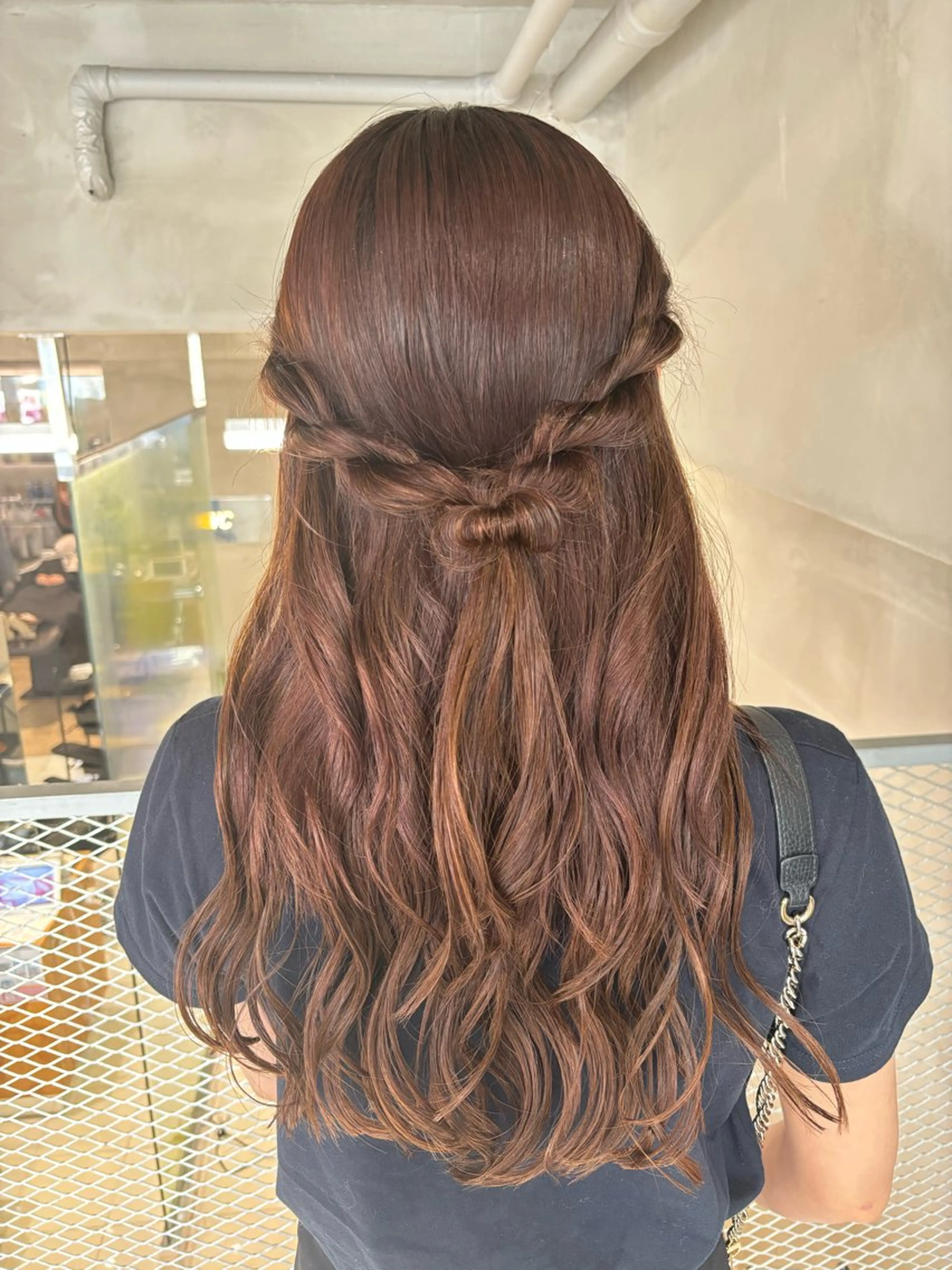 ロング ヘアアレンジ ヘアセット 🧸ベージュ/カット モデル☘️/MIKUのヘアスタイル