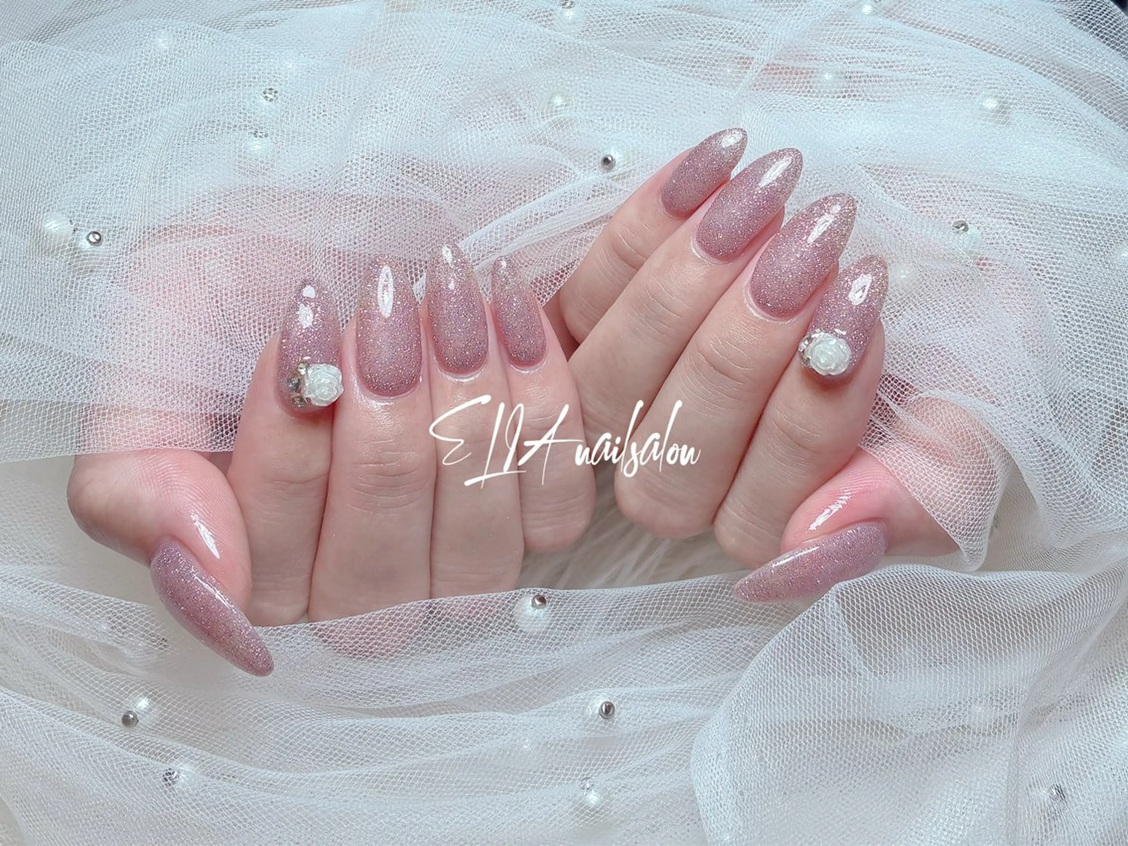 ミディアム ハンドネイル ハンドケア ELIA【エリア】 nailsalonのネイルデザイン